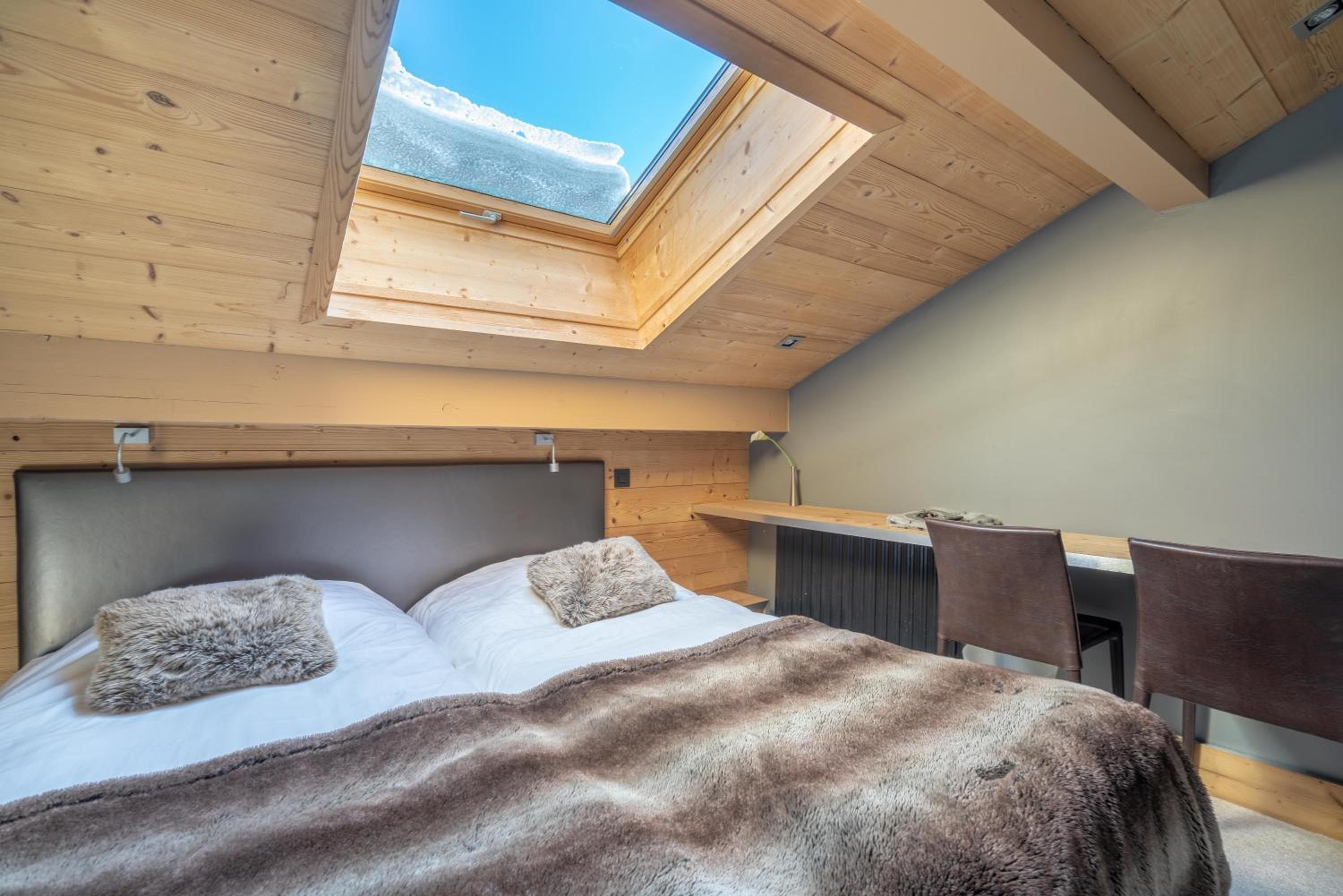 Twin Room - Attic