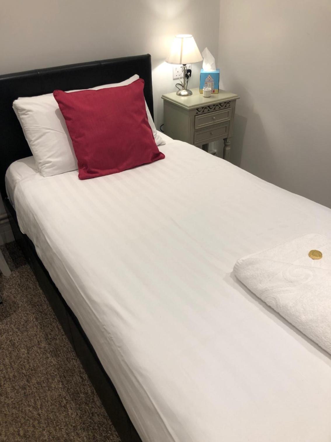 Single Room photo 1