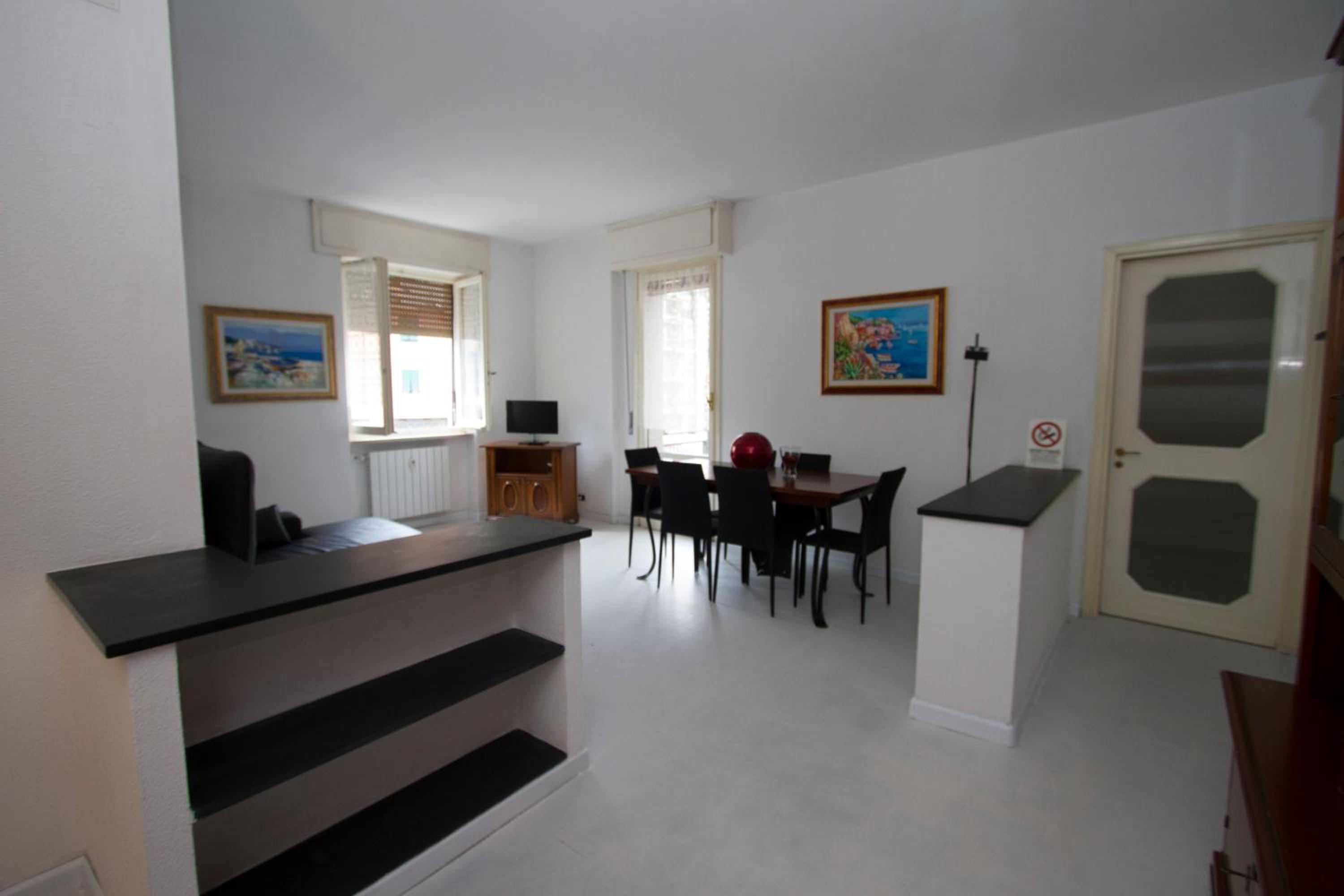Two-Bedroom Apartment photo 2