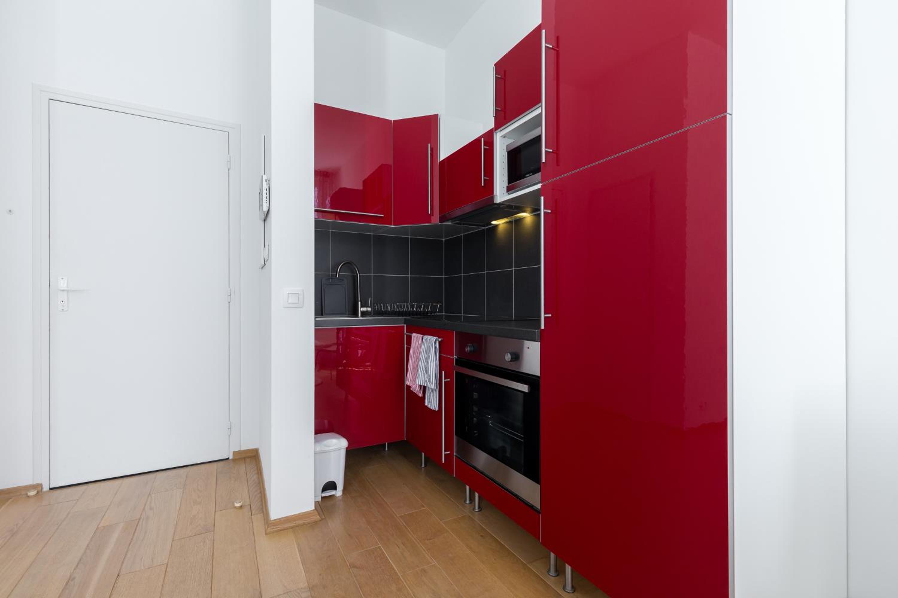 One-Bedroom Apartment