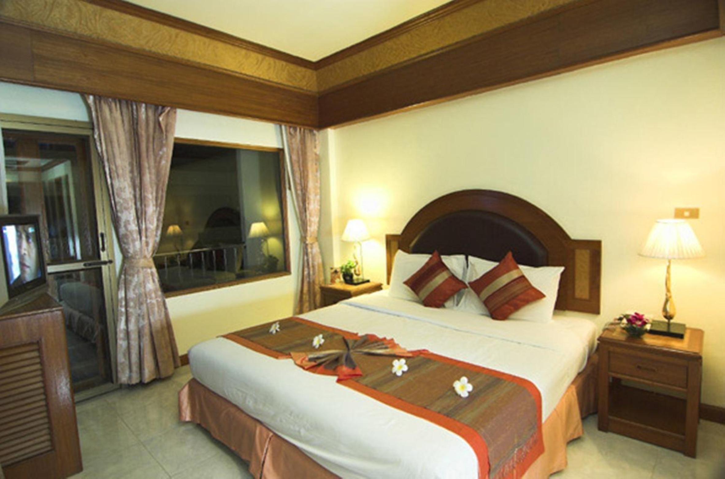 Standard Double Room - Photo 8