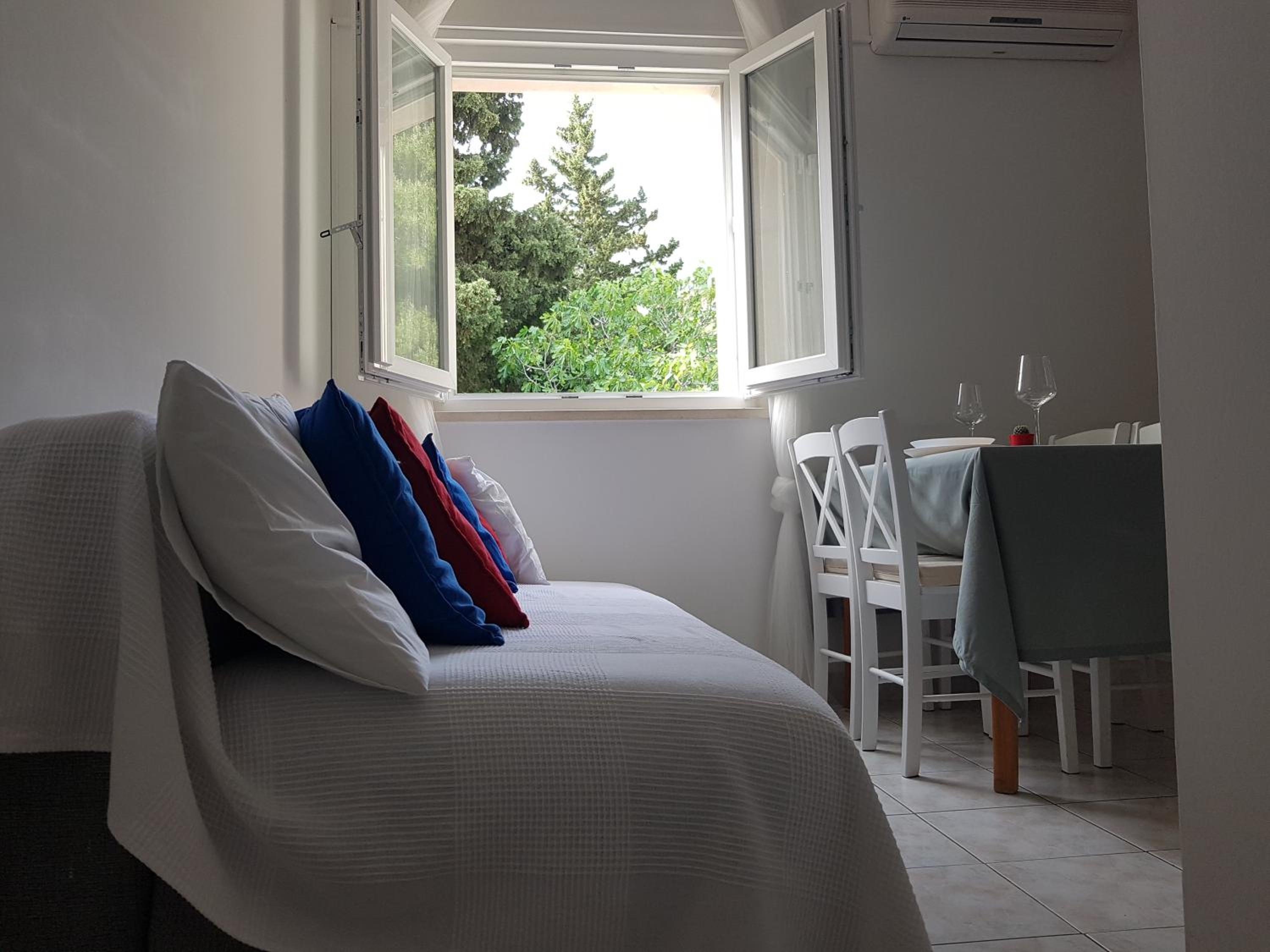 Apartment photo 1