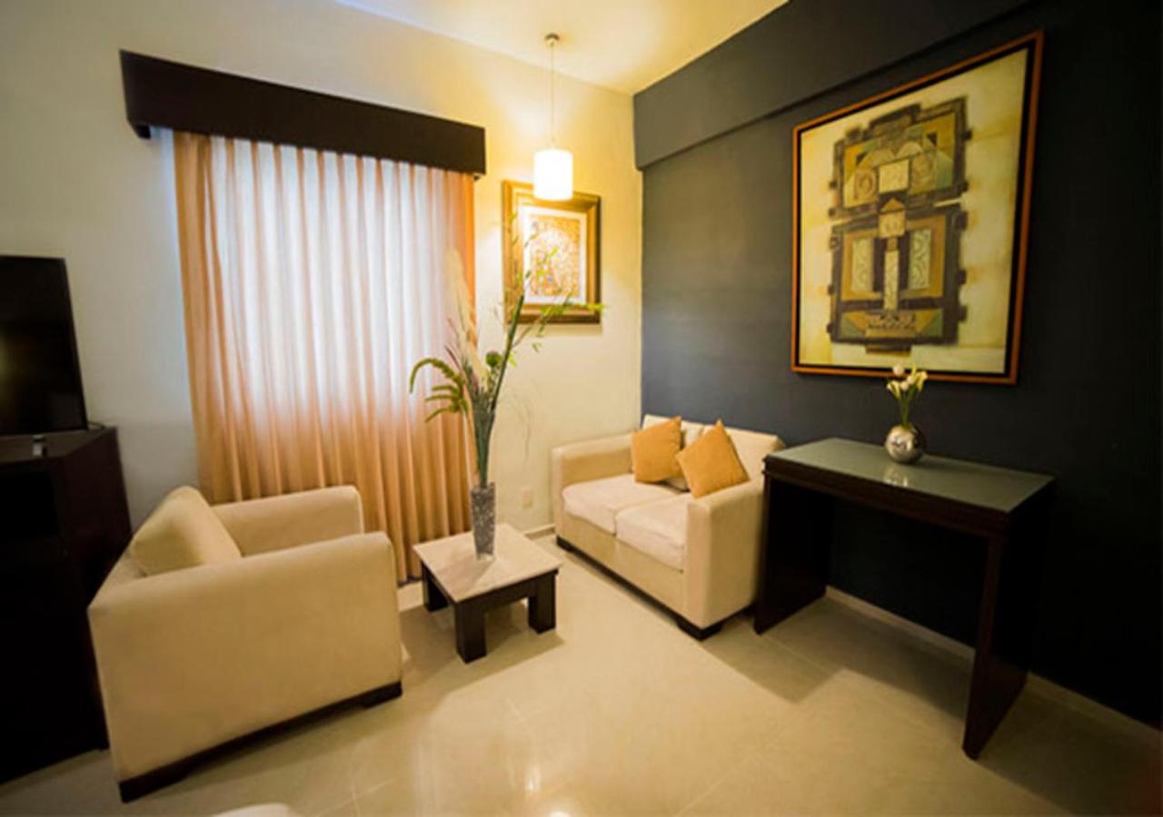 Junior Suite with Spa Bath photo 3