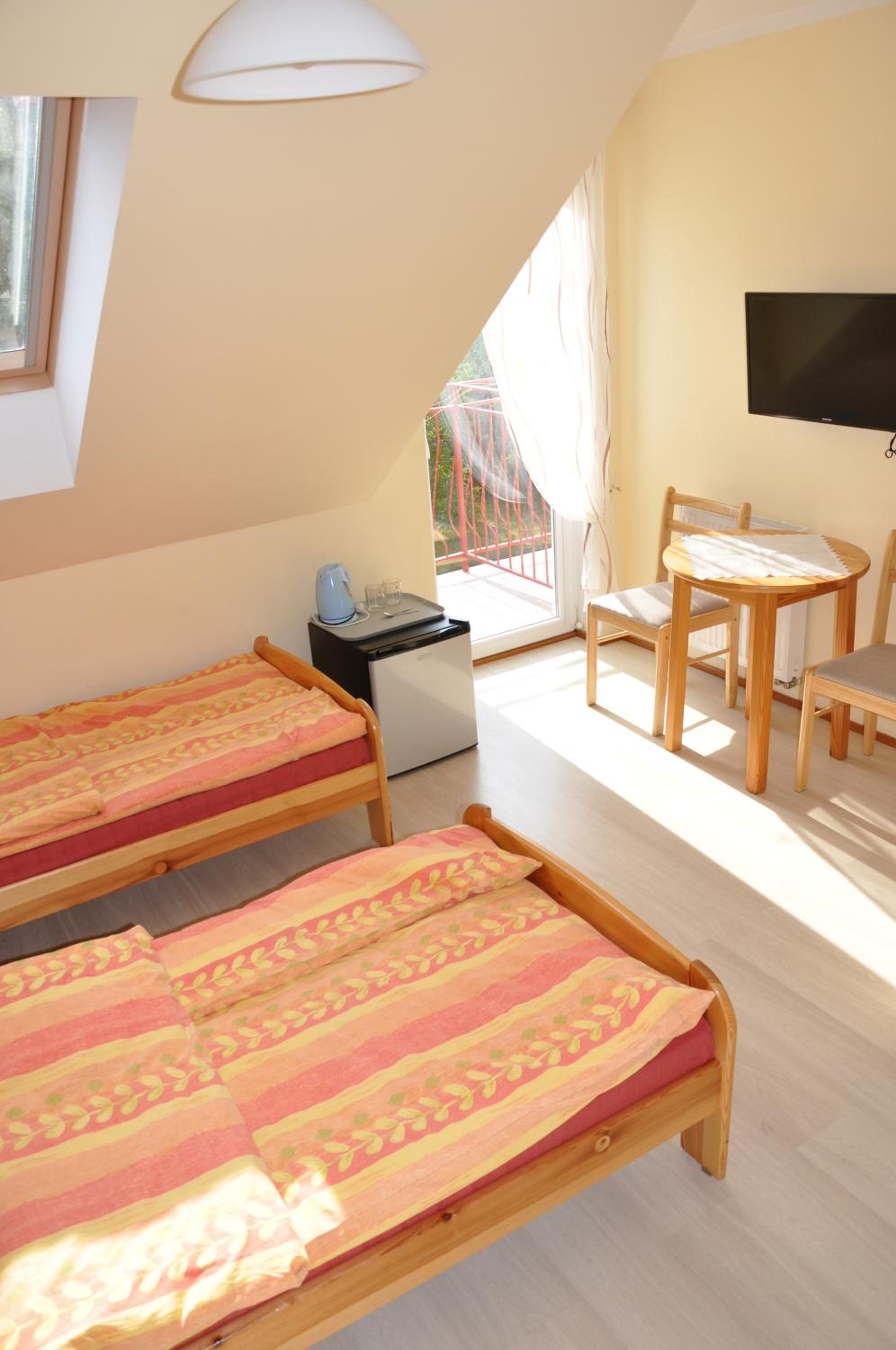 Twin Room with Balcony photo 3