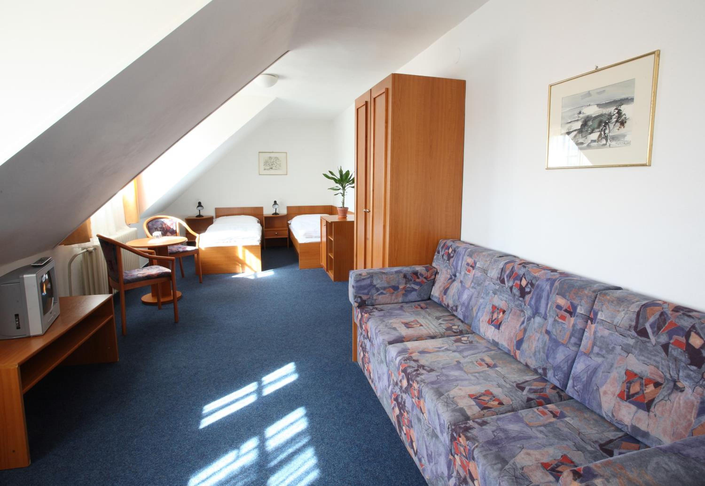 Standard Quadruple Room