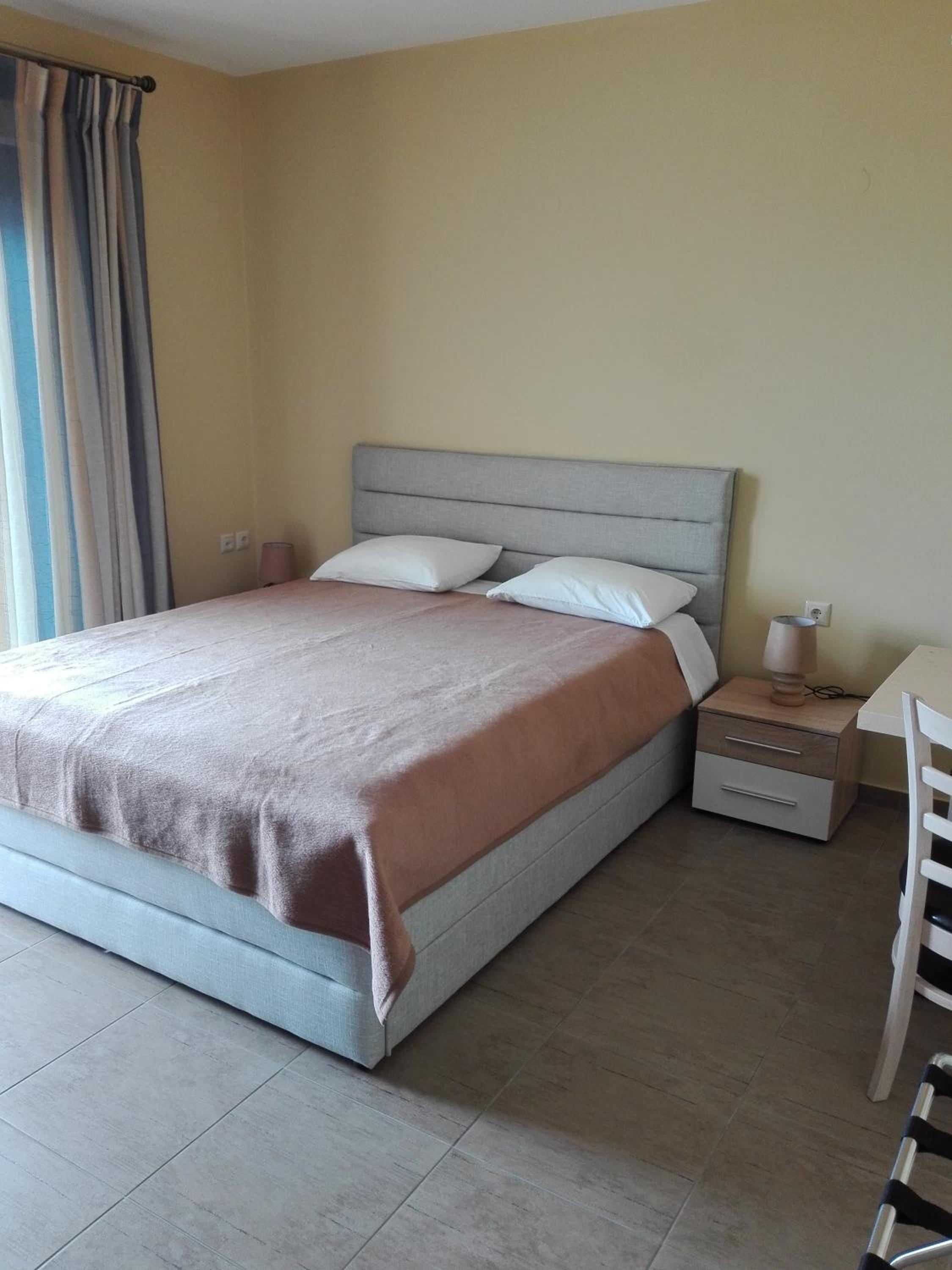Economy Double Room - Photo 4