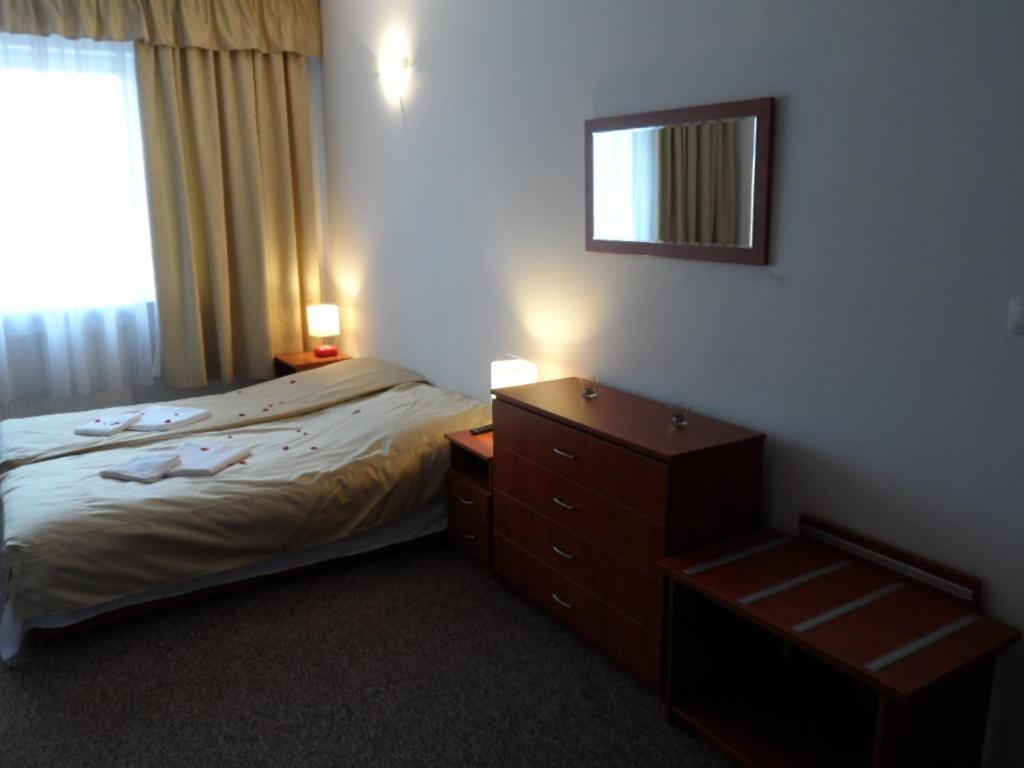 Double or Twin Room photo 2