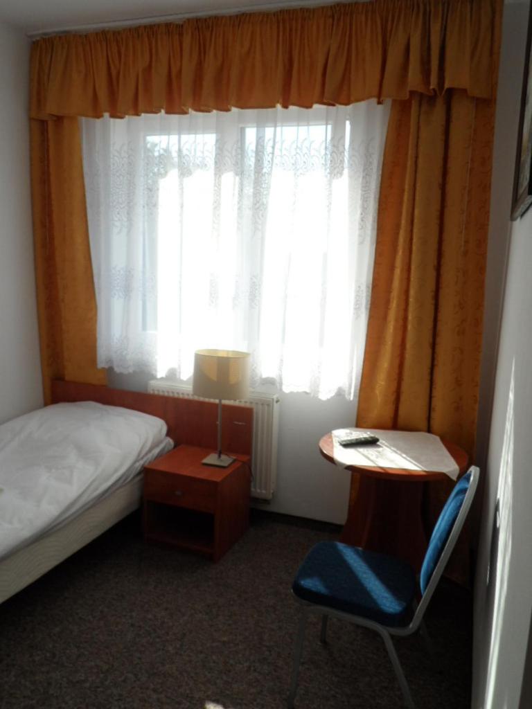 Single Room photo 1