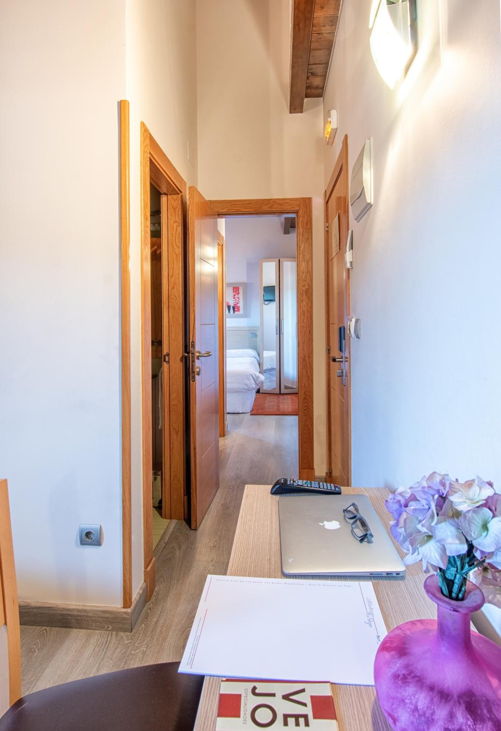 Double Room - Photo 1