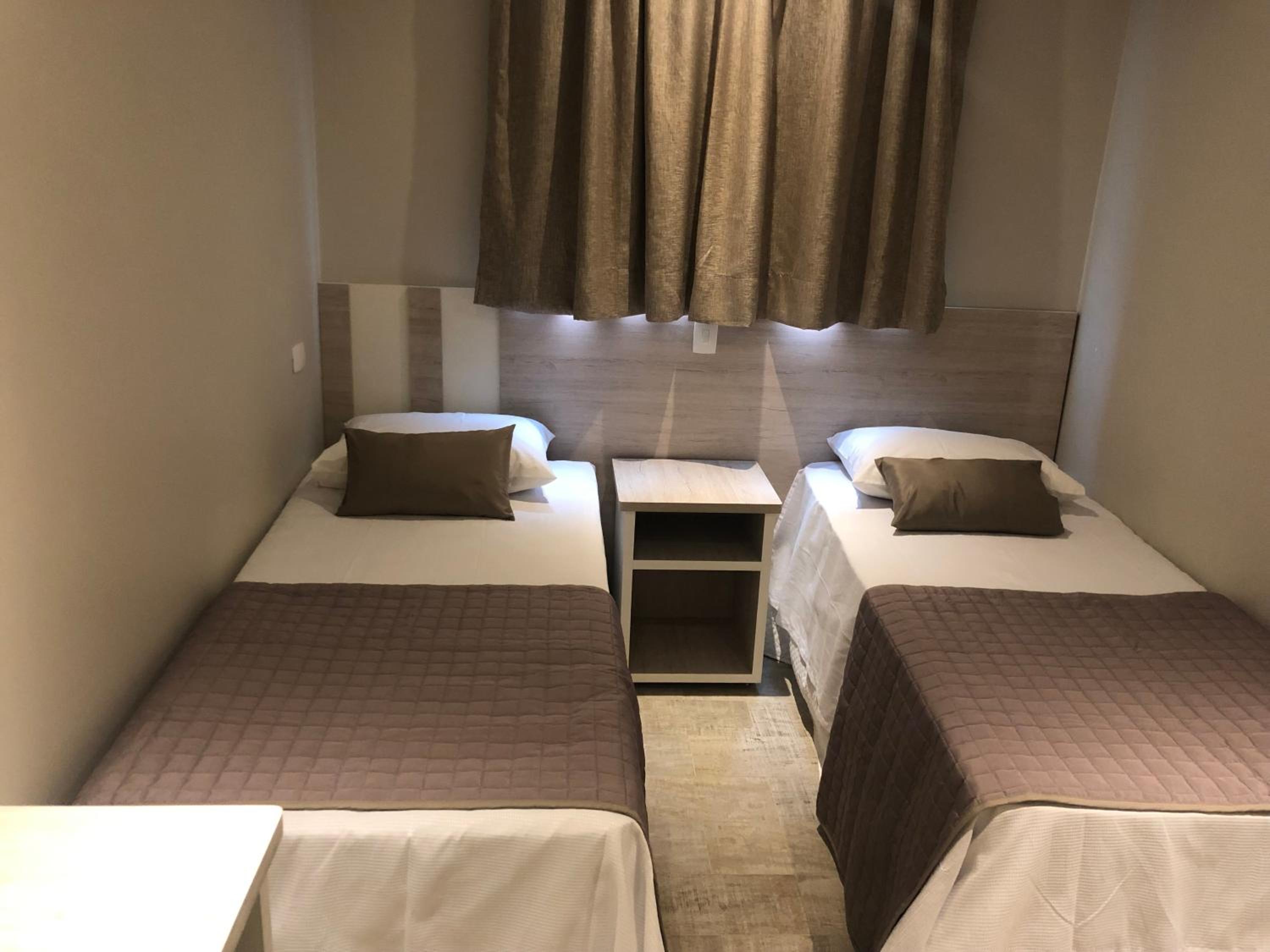 Deluxe Twin Room photo 2