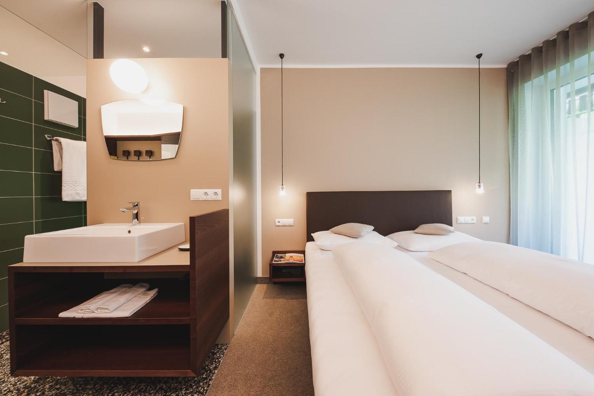 Superior Double Room with Balcony photo 3