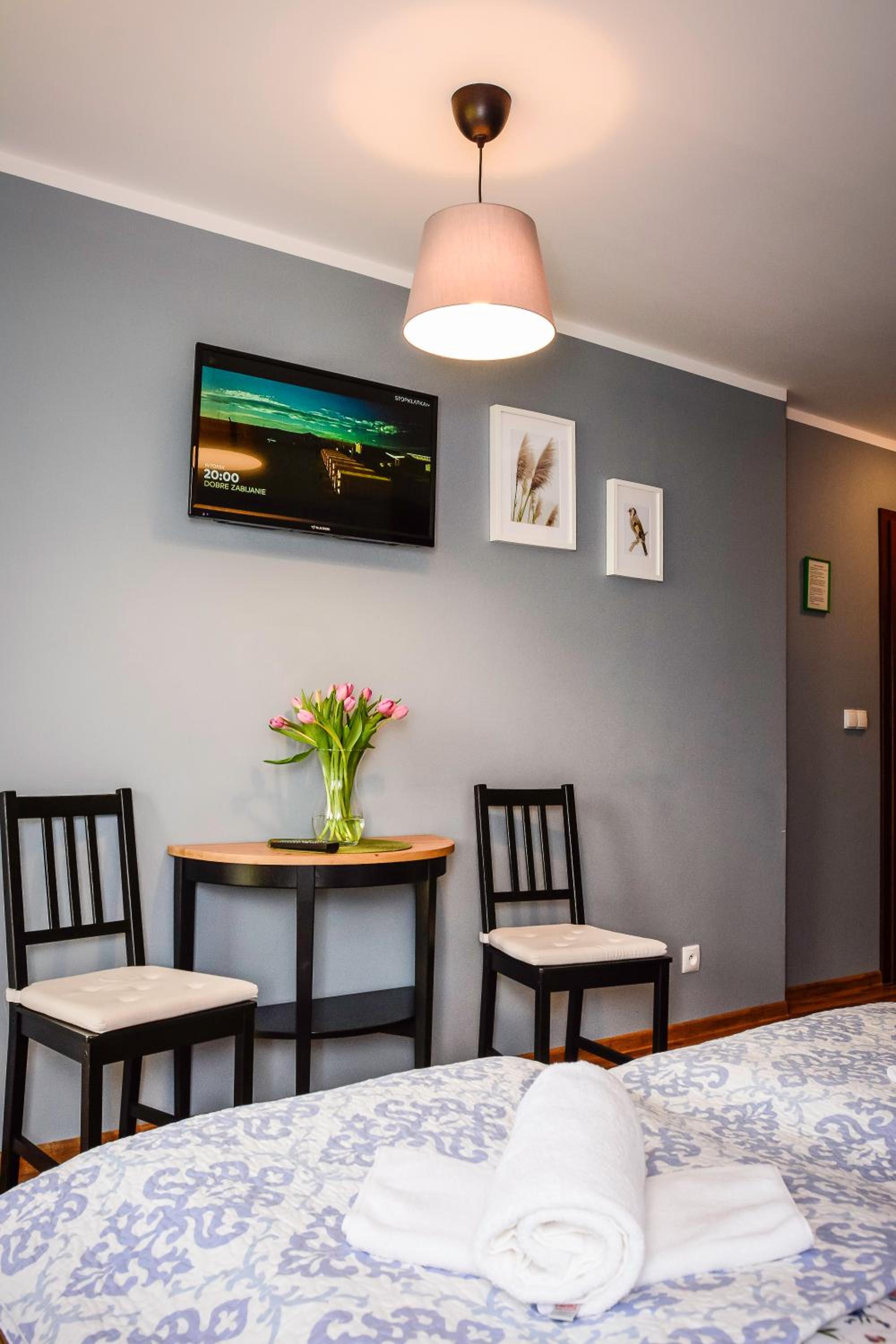 Budget Double Room photo 3