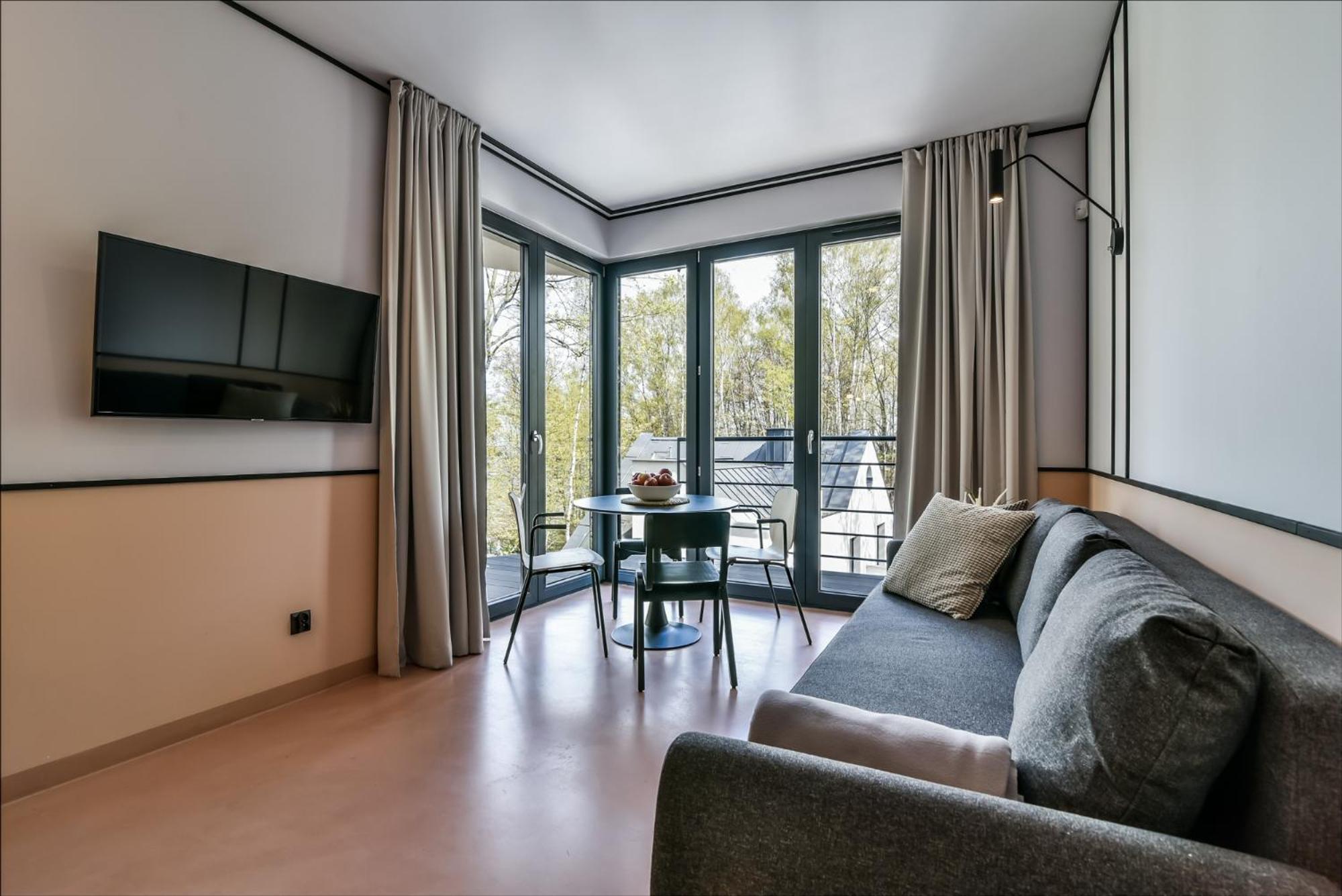 Studio Apartment photo 1