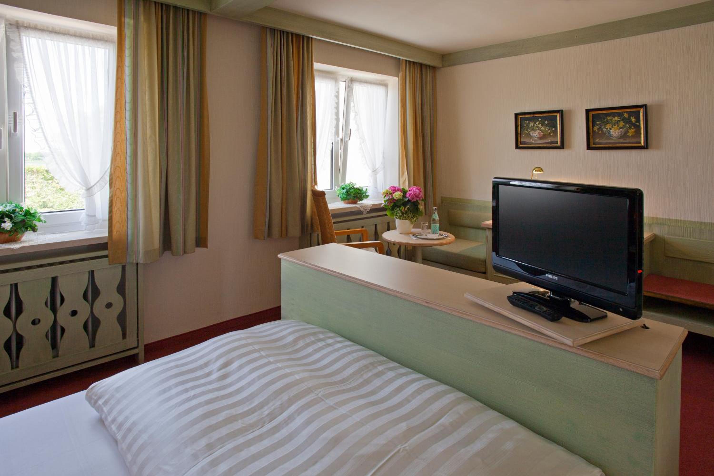 Classic Double Room - Photo 1