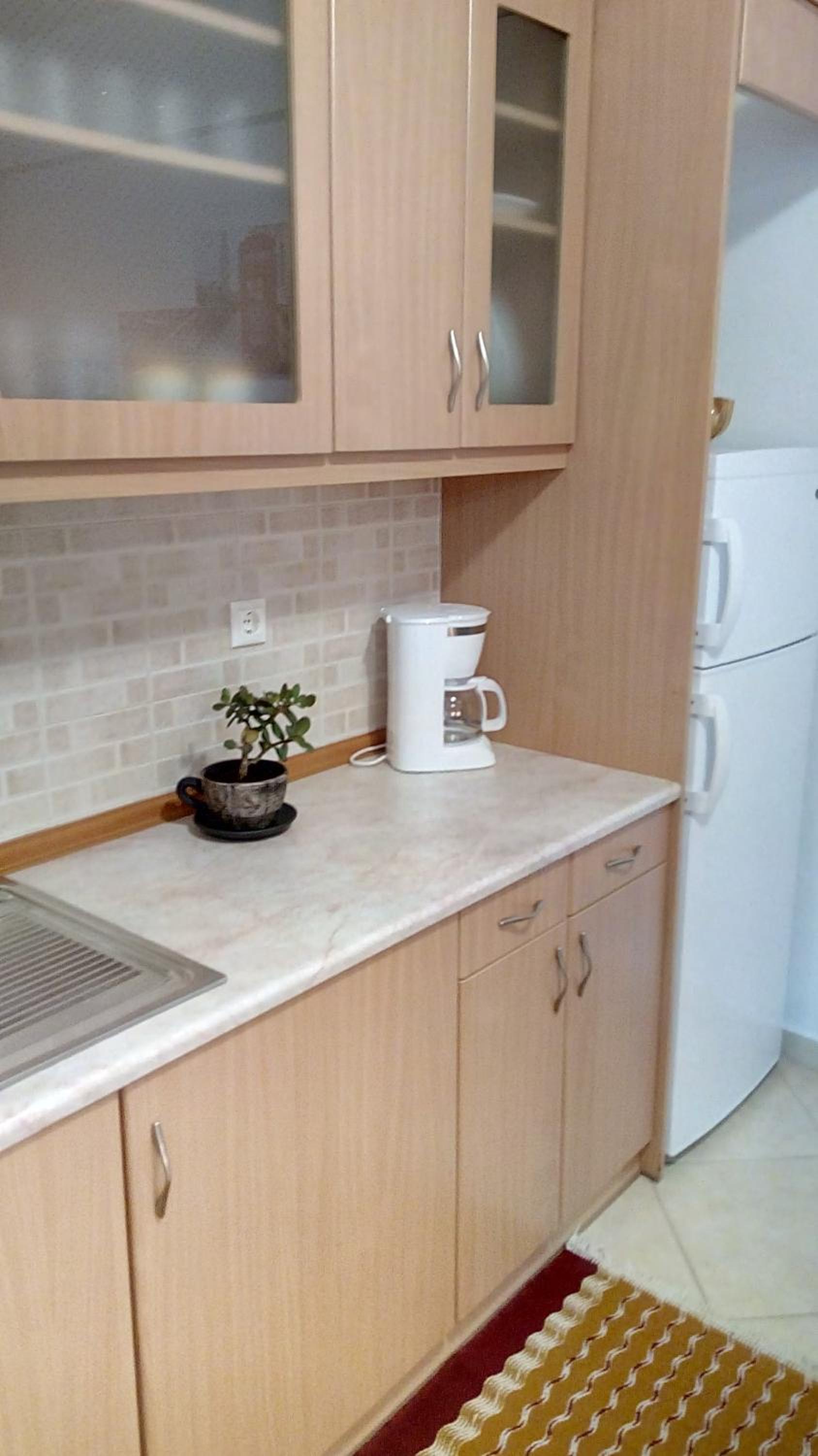 Studio Apartment - Photo 21