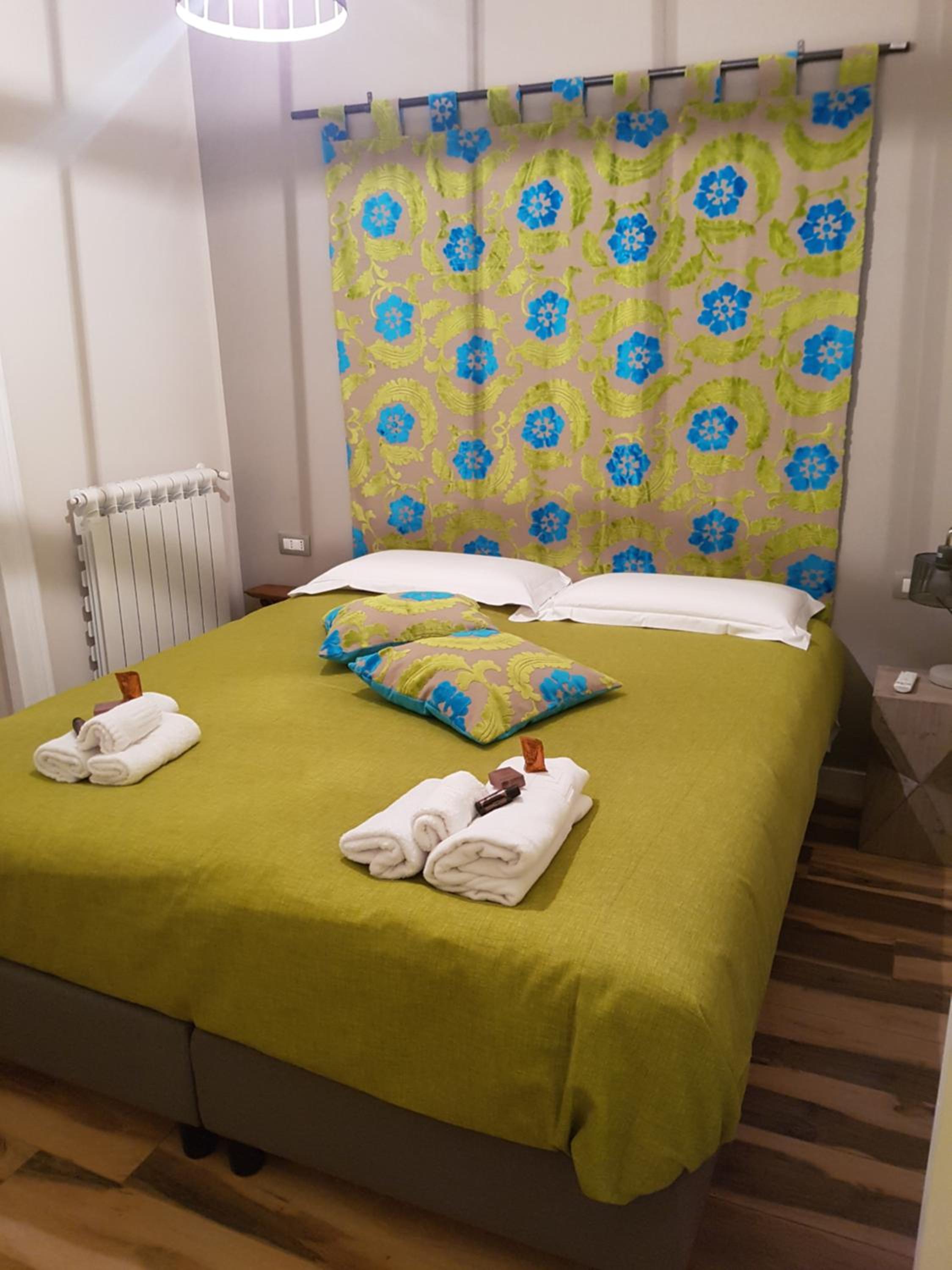 Twin Room with Private Bathroom