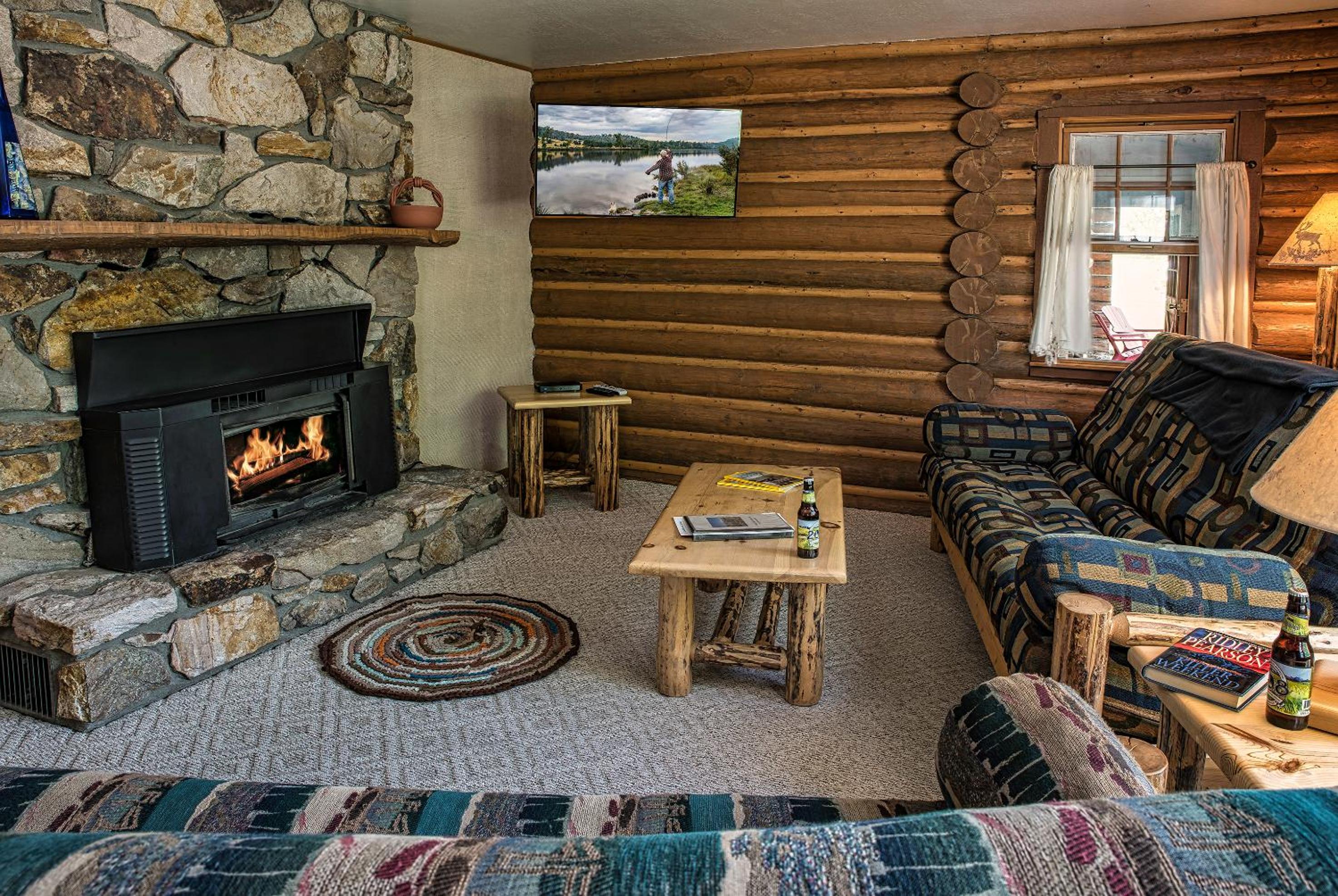 Deluxe Family Suite photo 1