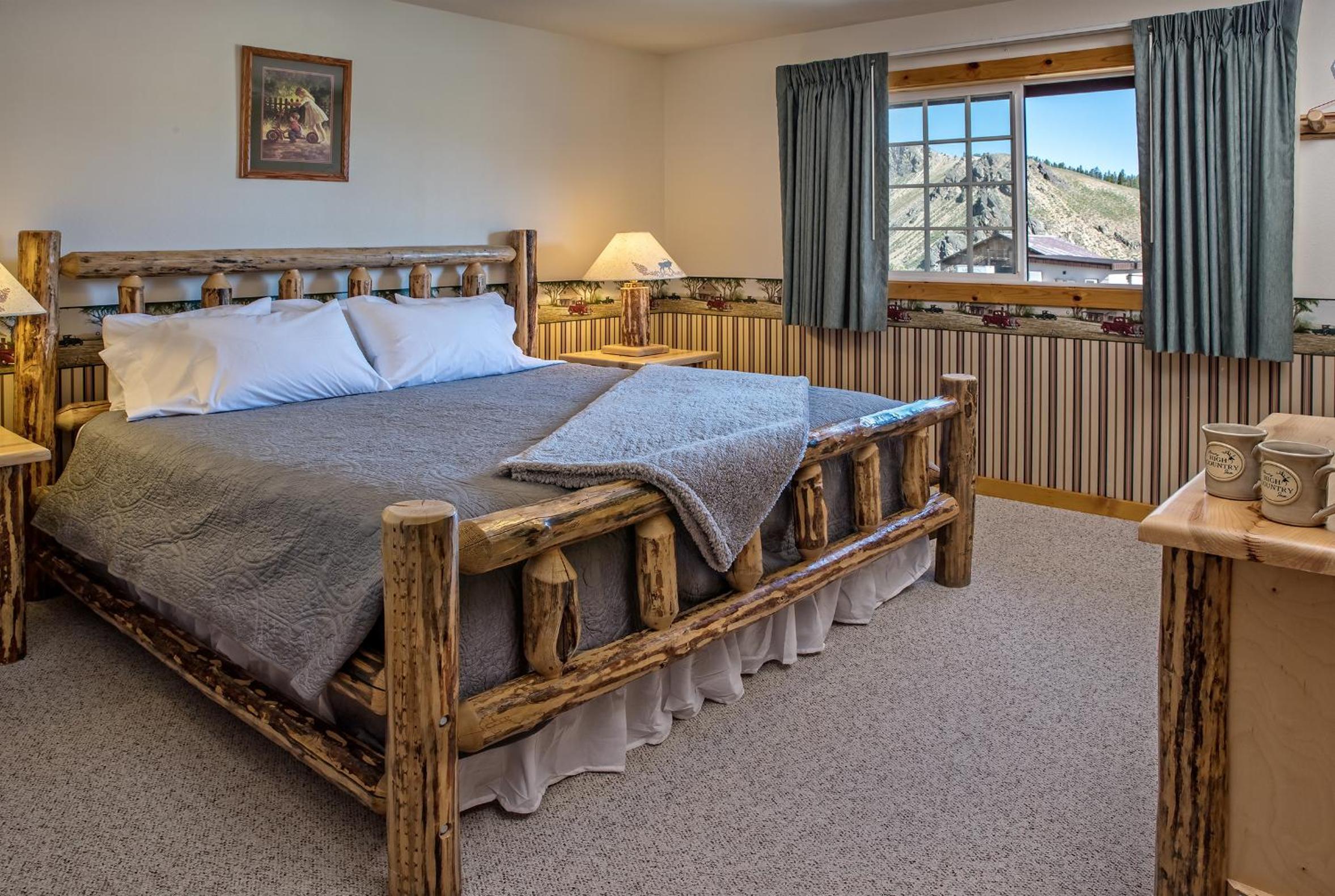 Deluxe Double Room with Bath photo 2