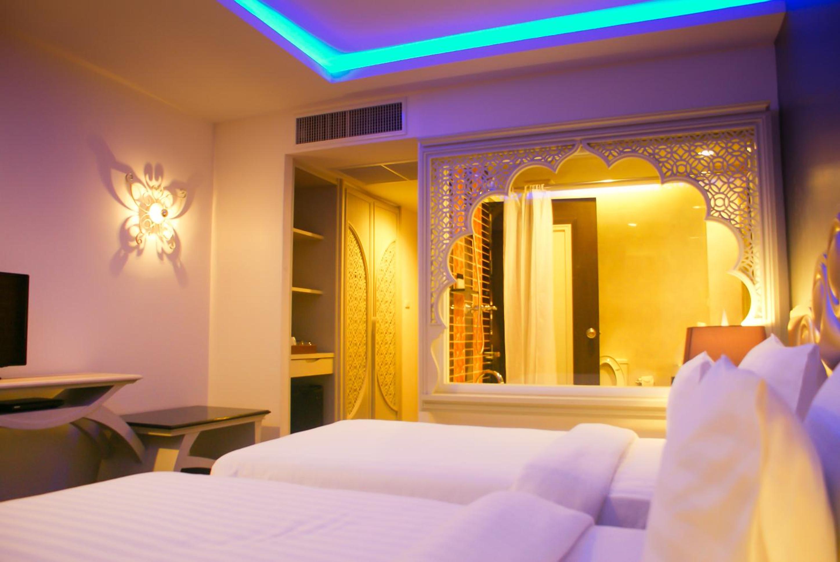Superior Twin Room photo 2