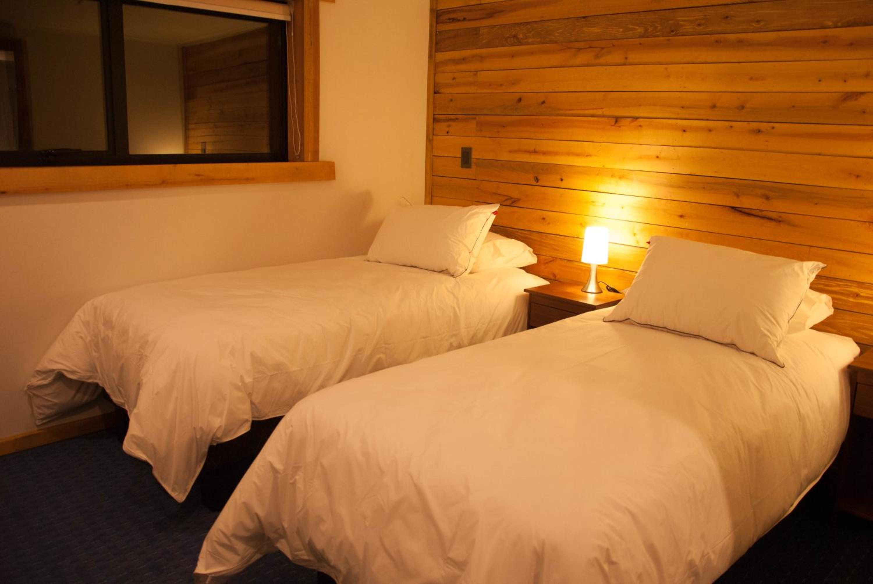 Twin Room with Private Bathroom photo 1