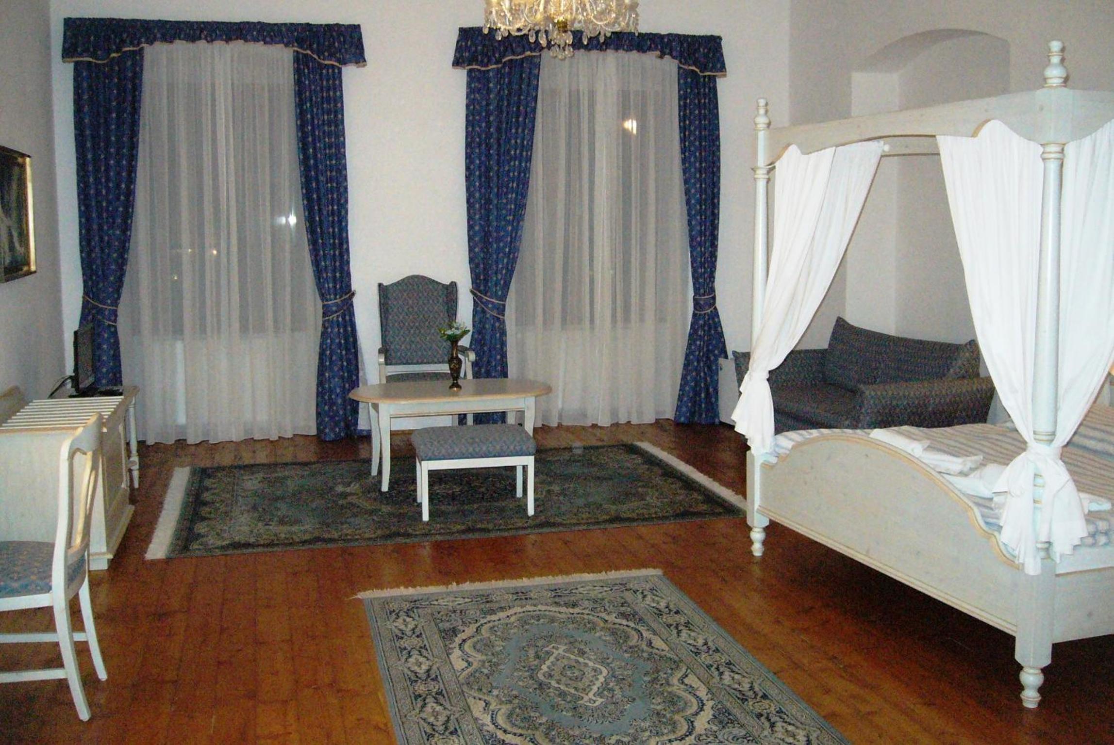 Family Apartment photo 2