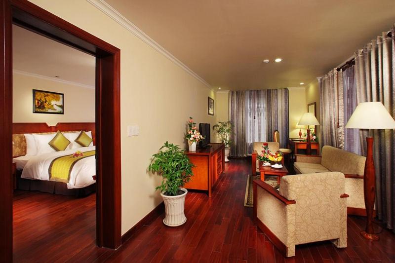 Suite - New Wing
