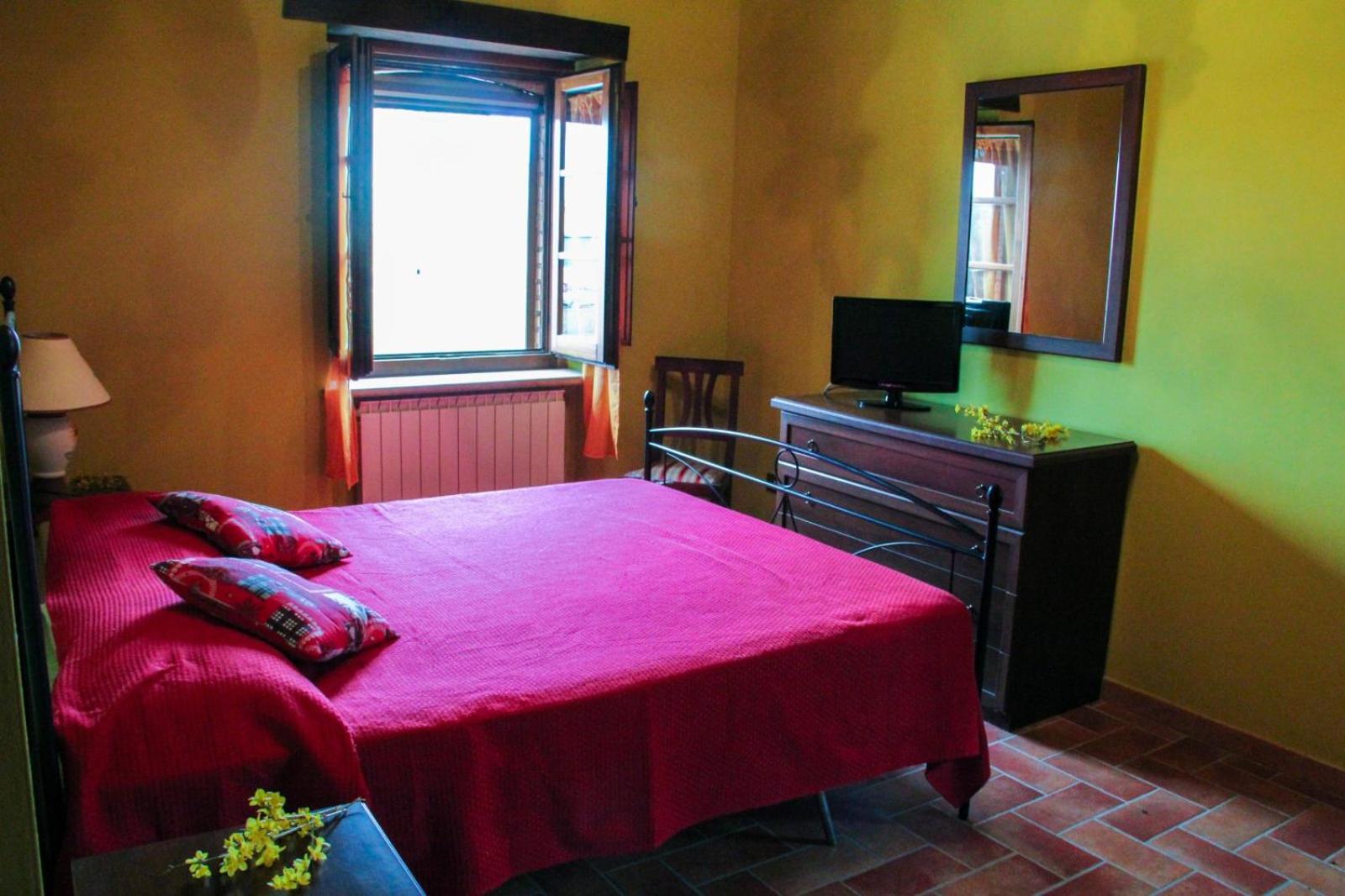 Apartment with Balcony photo 1
