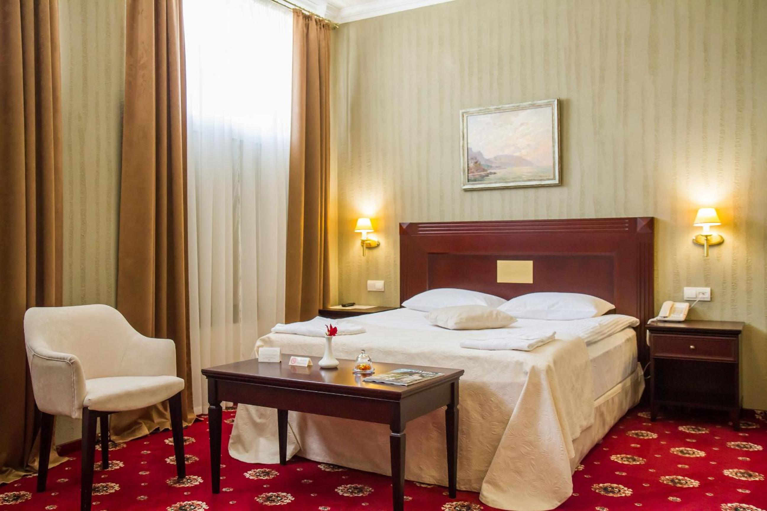 Double or Twin Room photo 1