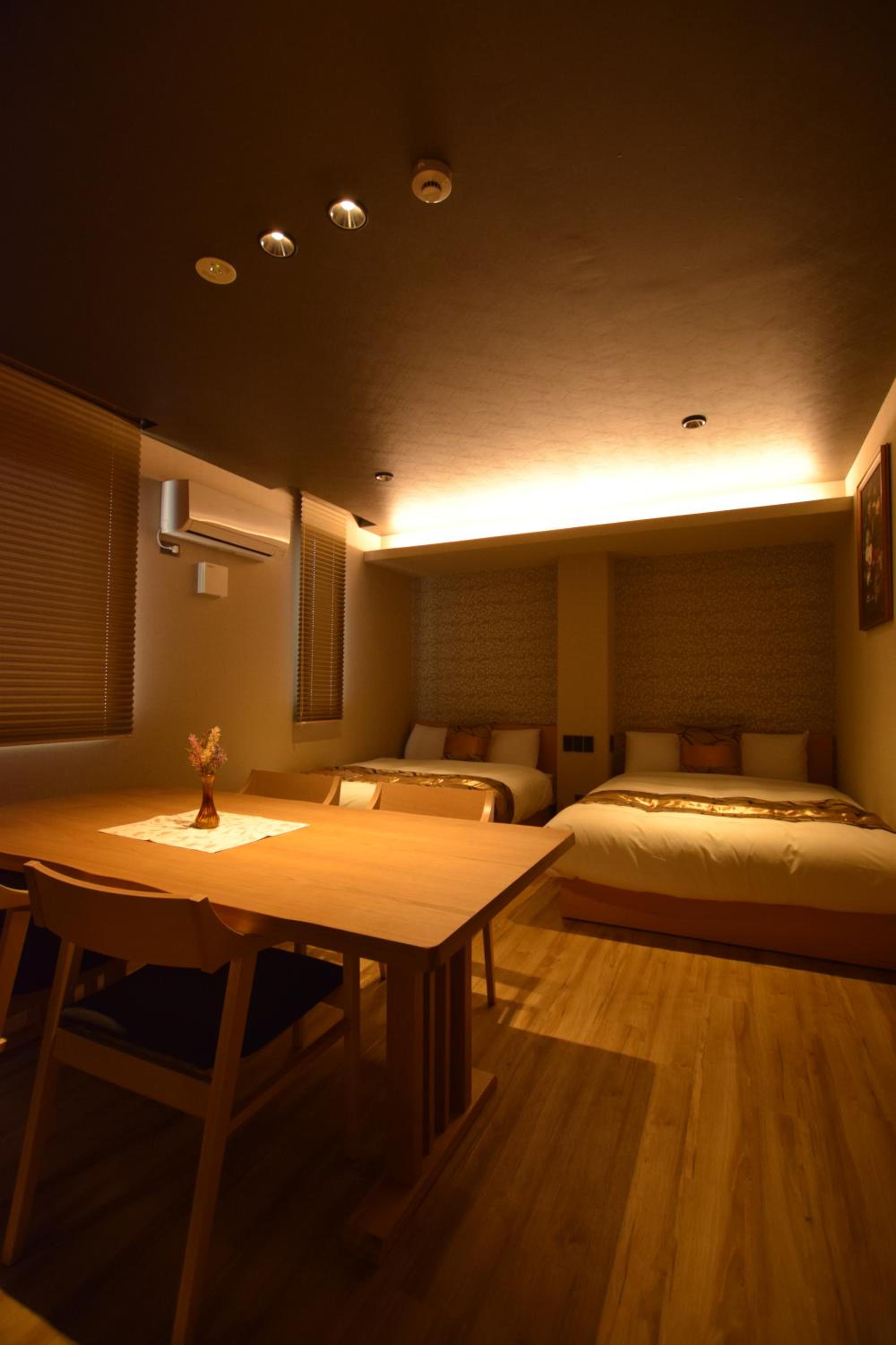 Classic Quadruple Room - Photo 1