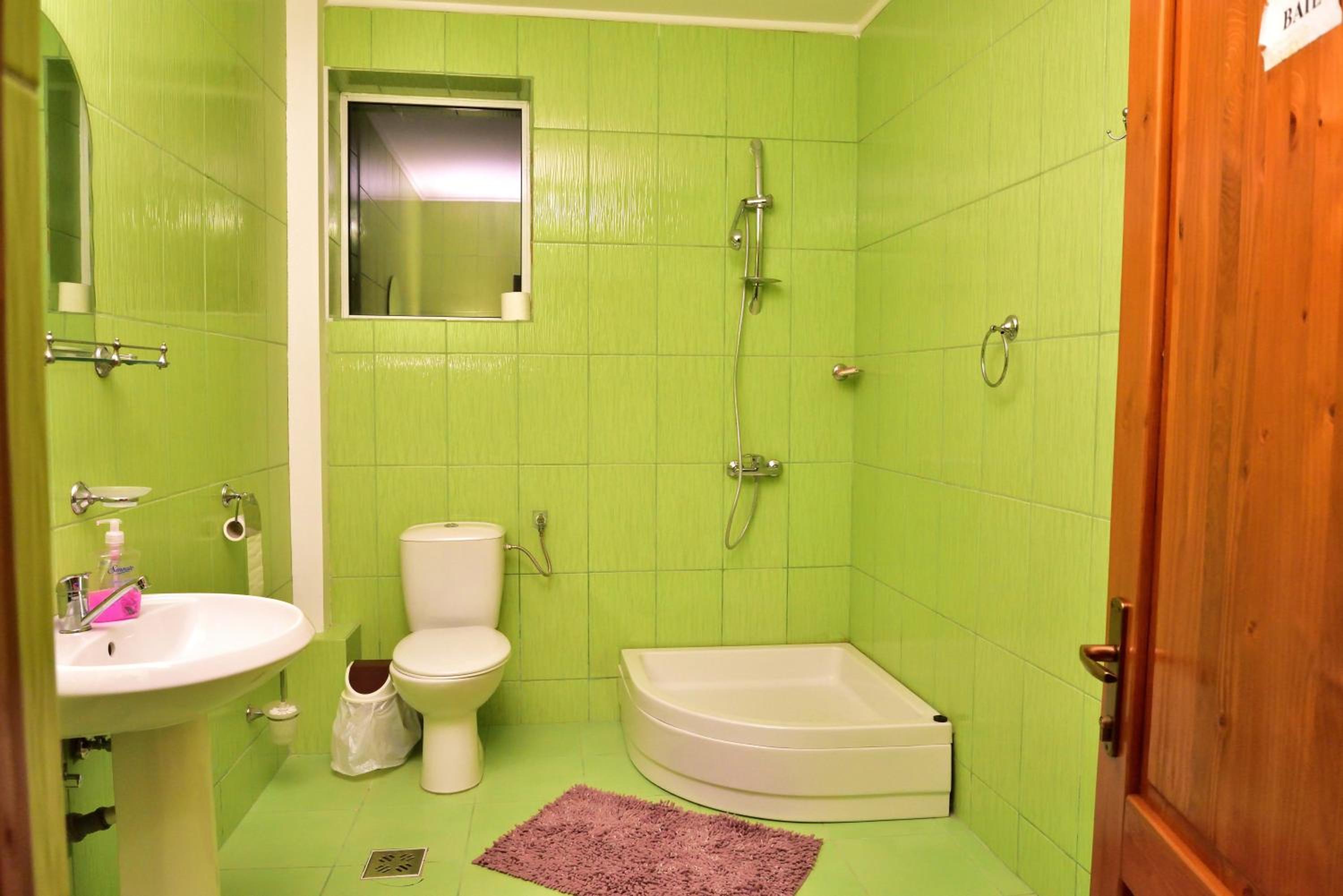 Large Double Room photo 2