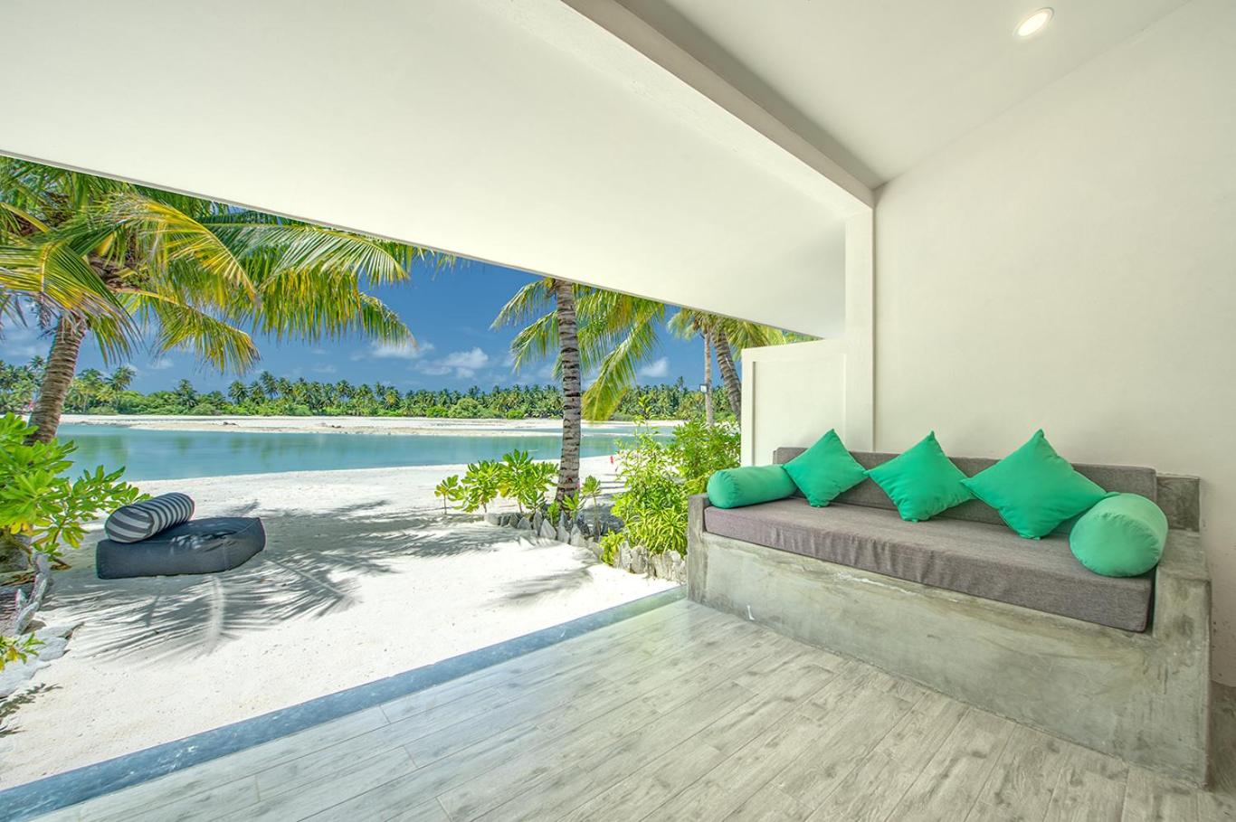 Villa with Lagoon View photo 3