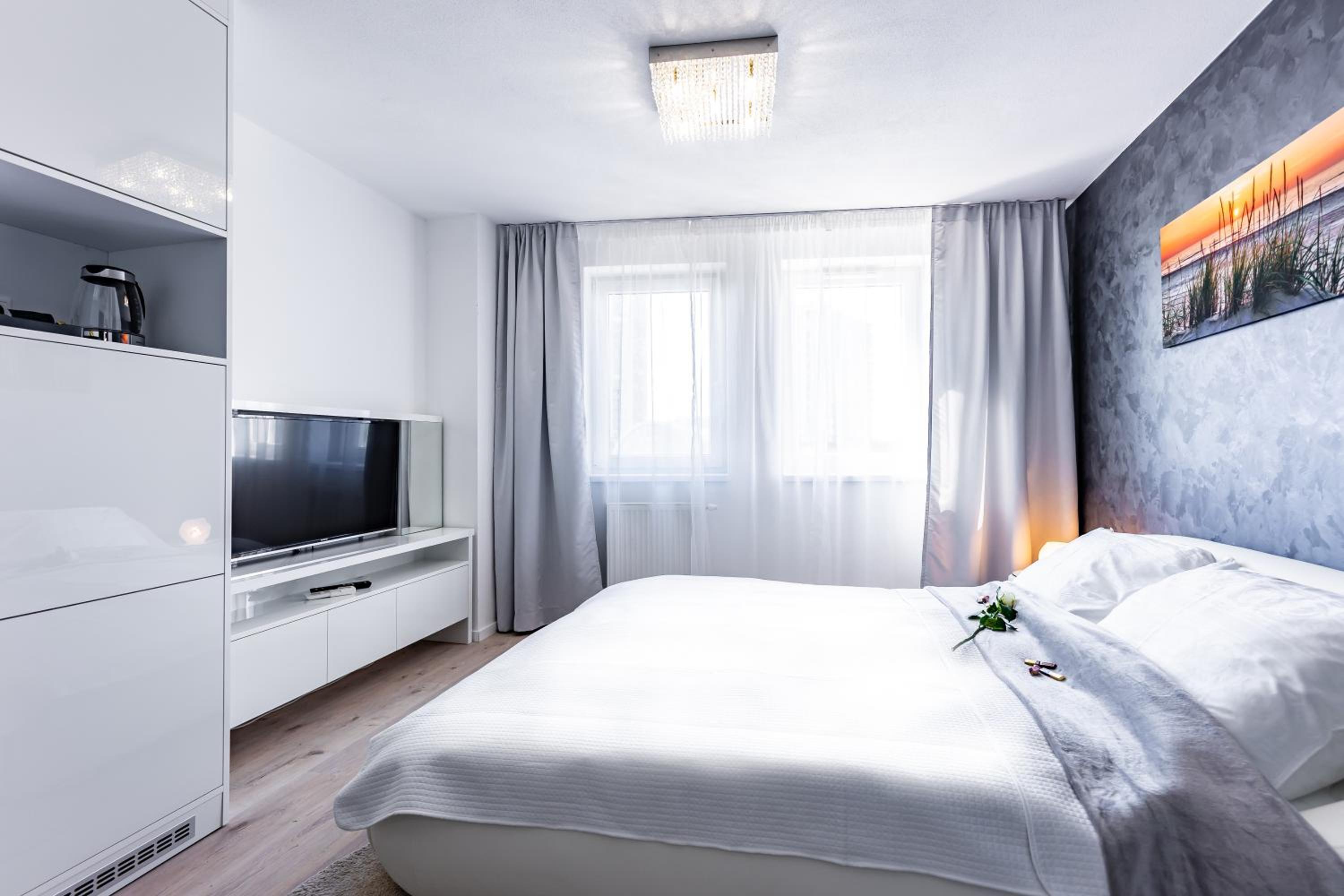 Standard Double Room - Photo 7