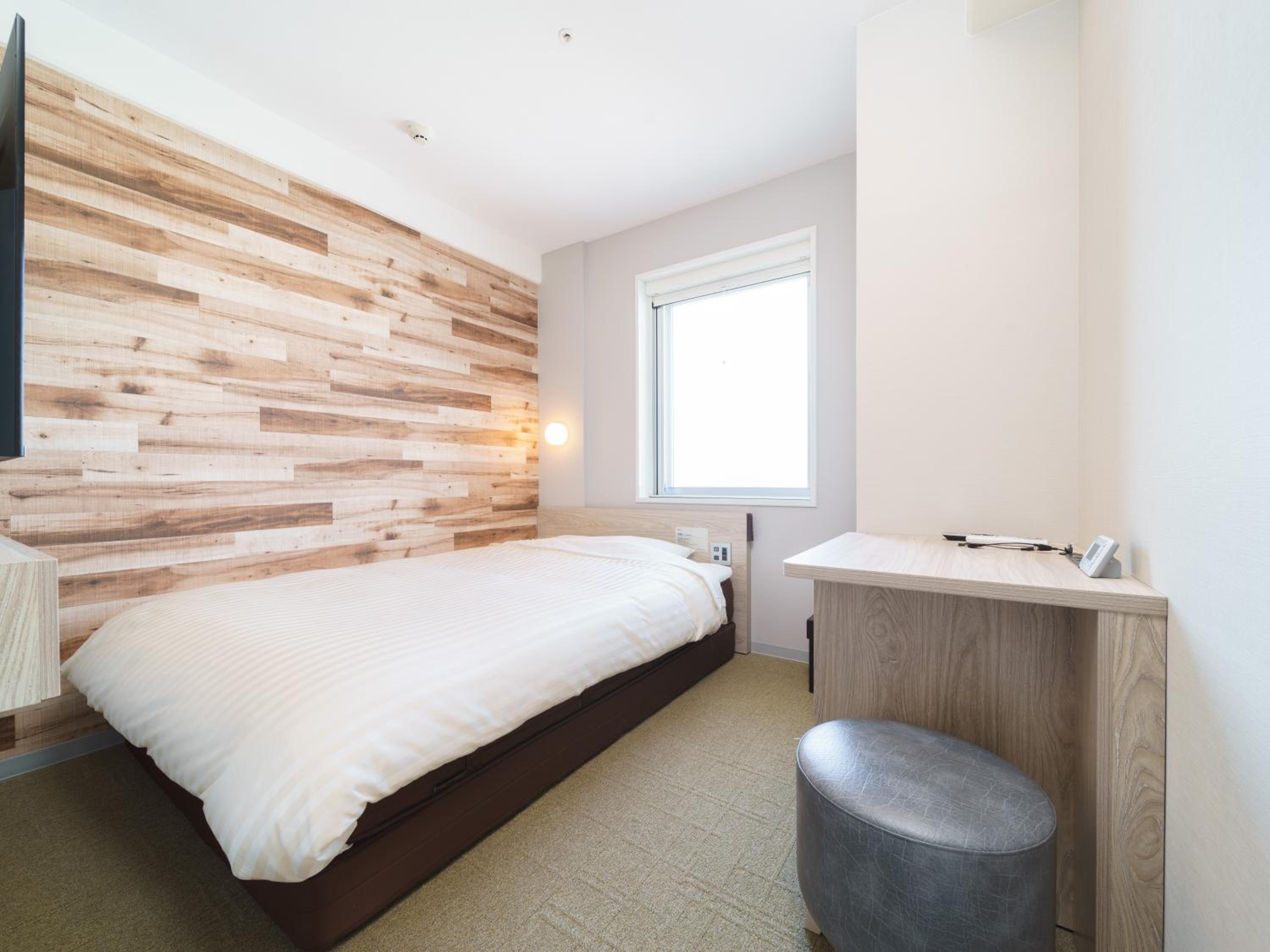 Standard Double Room - Photo 7