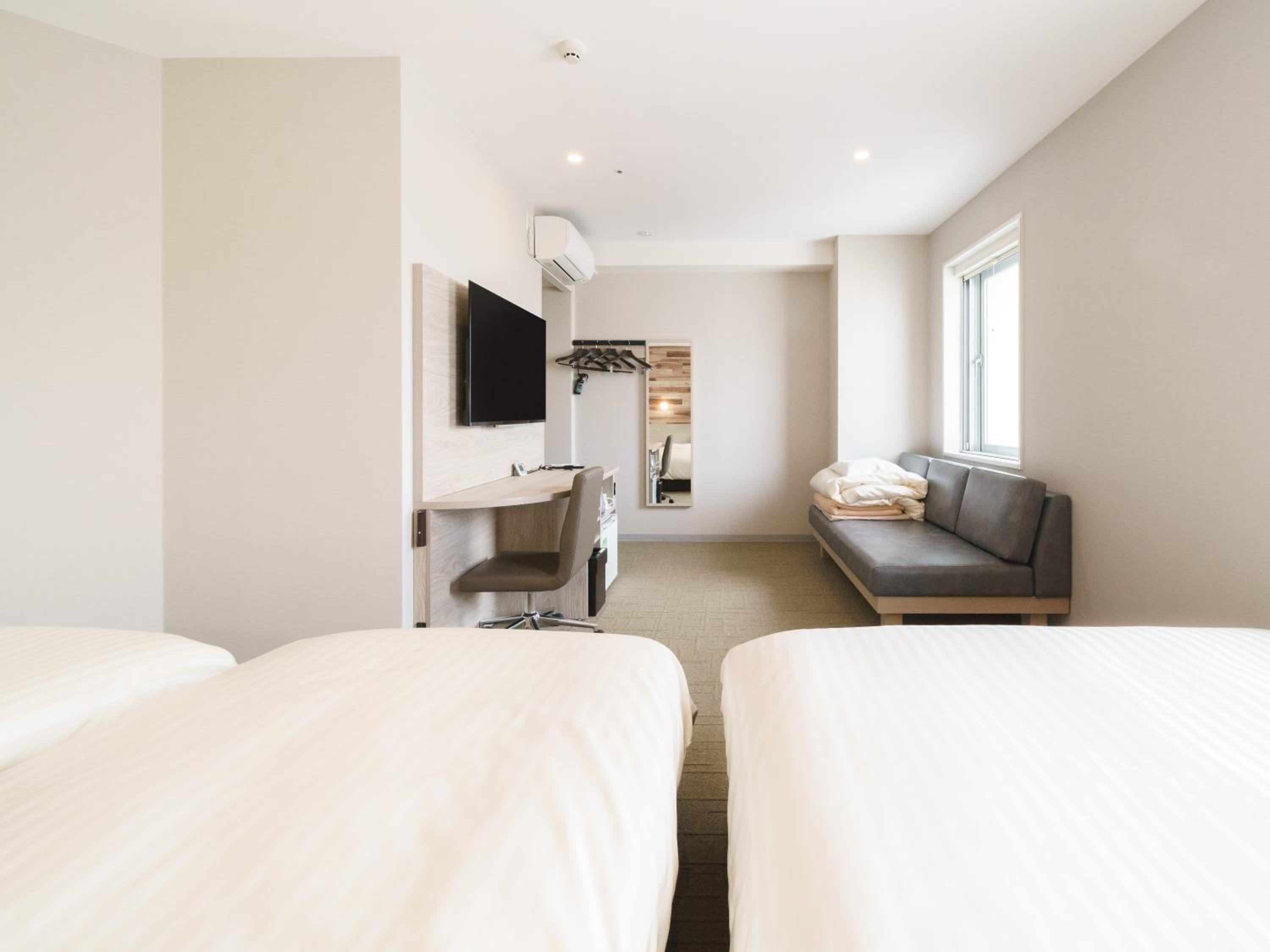 Triple Room - Photo 7