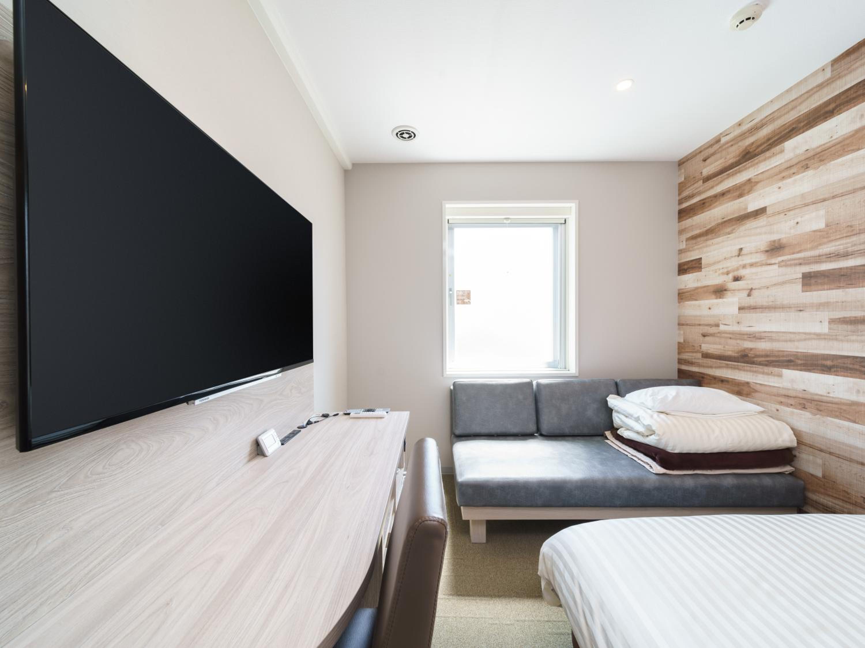 Superior Double Room with Sofa - Photo 3