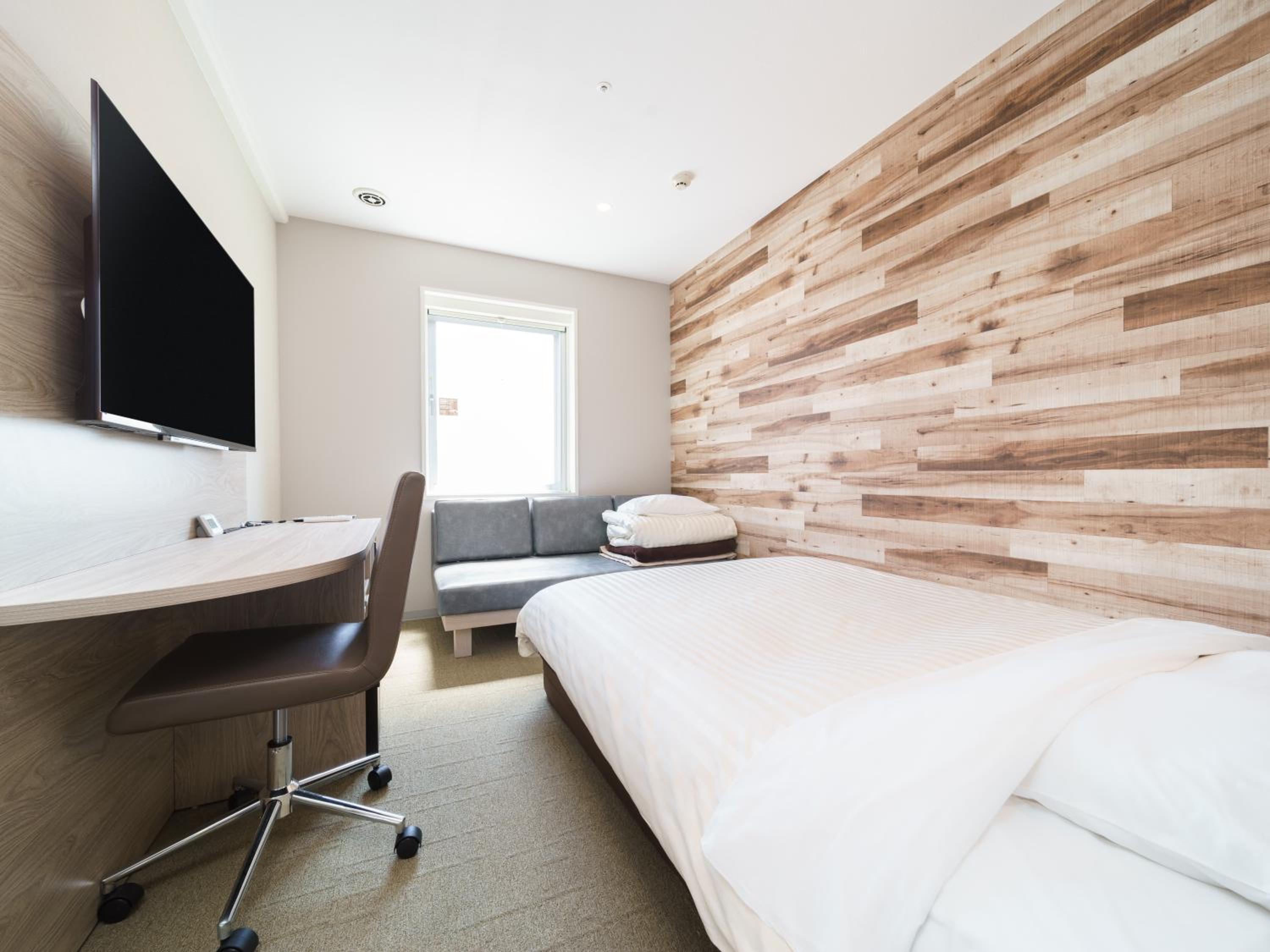 Superior Double Room with Sofa - Photo 4