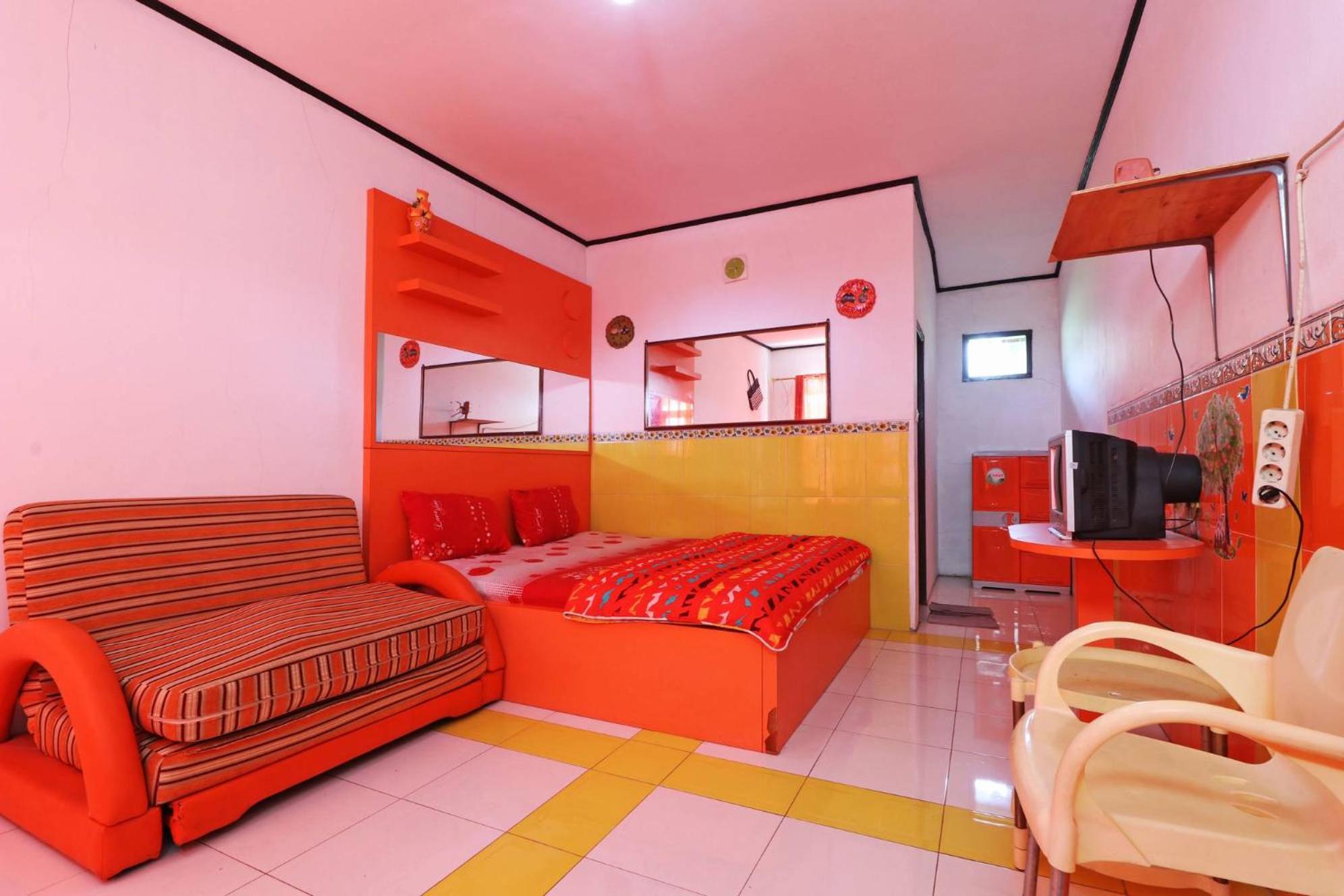 Deluxe Room - Photo 2