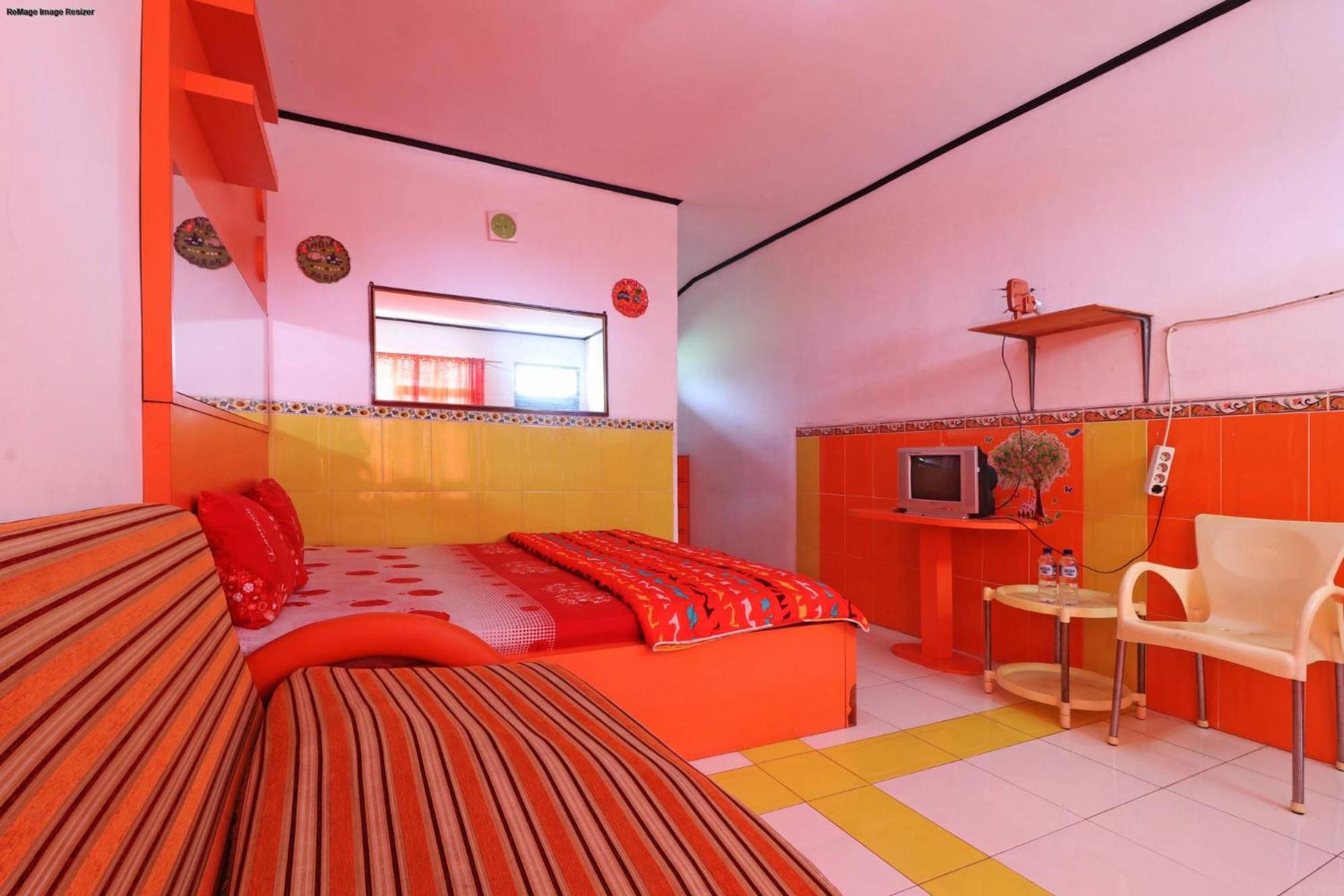 Deluxe Room - Photo 4