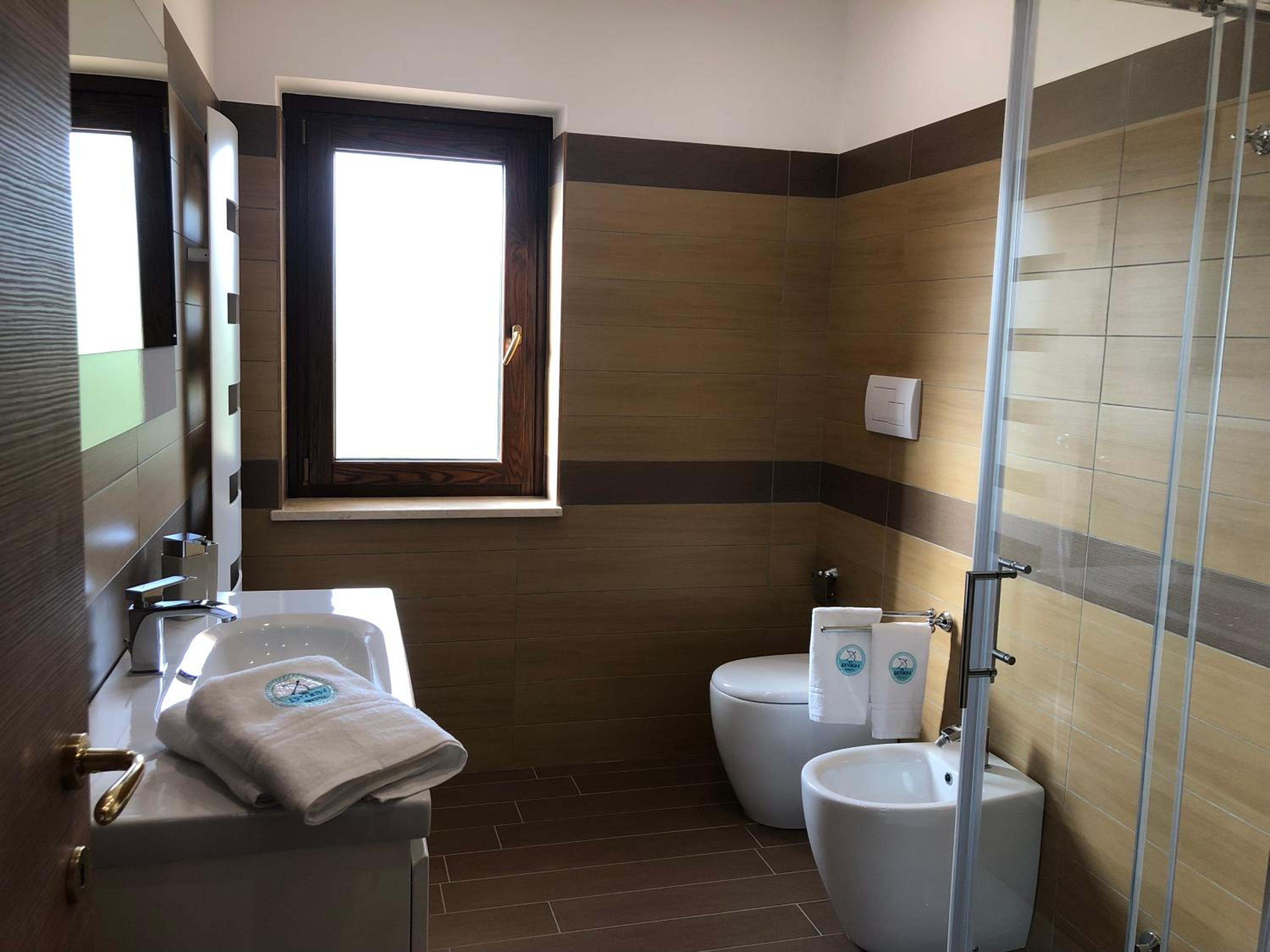 Deluxe Junior Suite - Photo 4