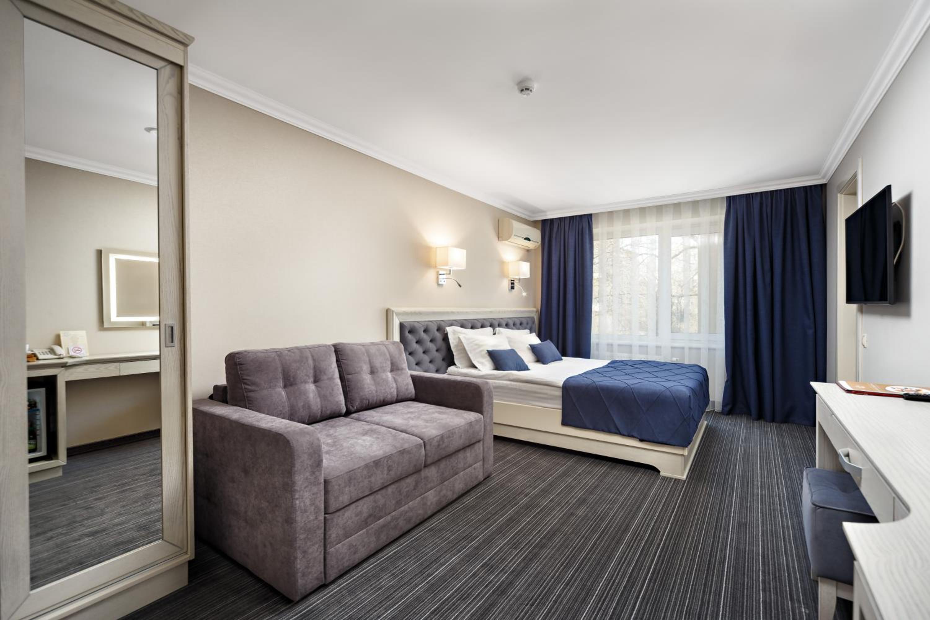 Junior Suite - Photo 1