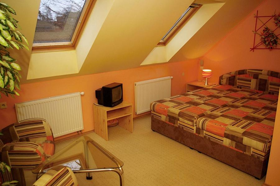 Double Room with Private Bathroom photo 1