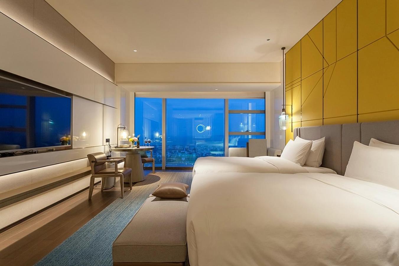 Deluxe Sea View Twin Room photo 1