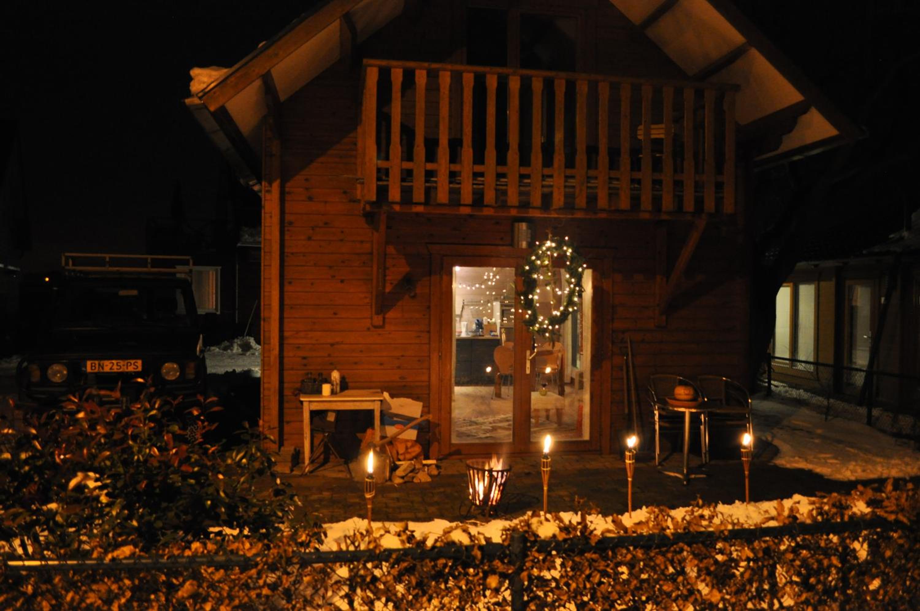Three-Bedroom Cottage - Photo 9