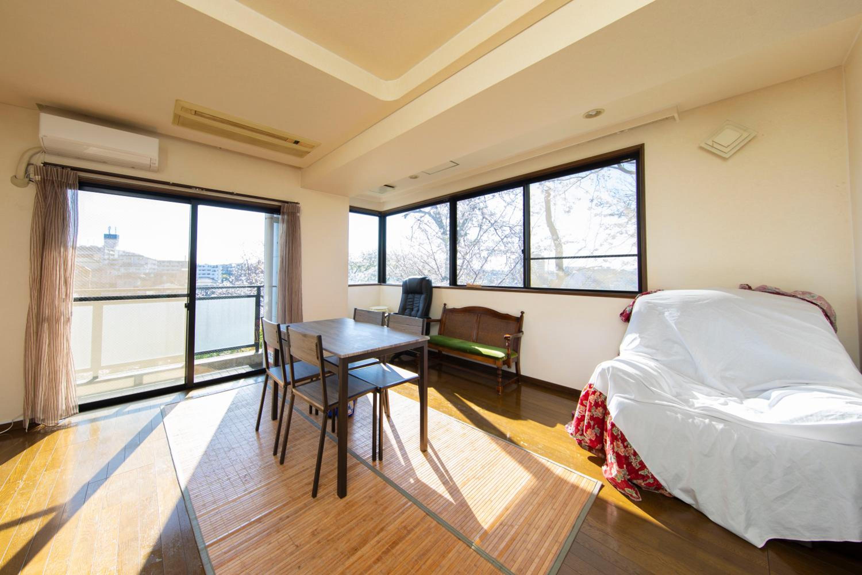 Apartment - Photo 79