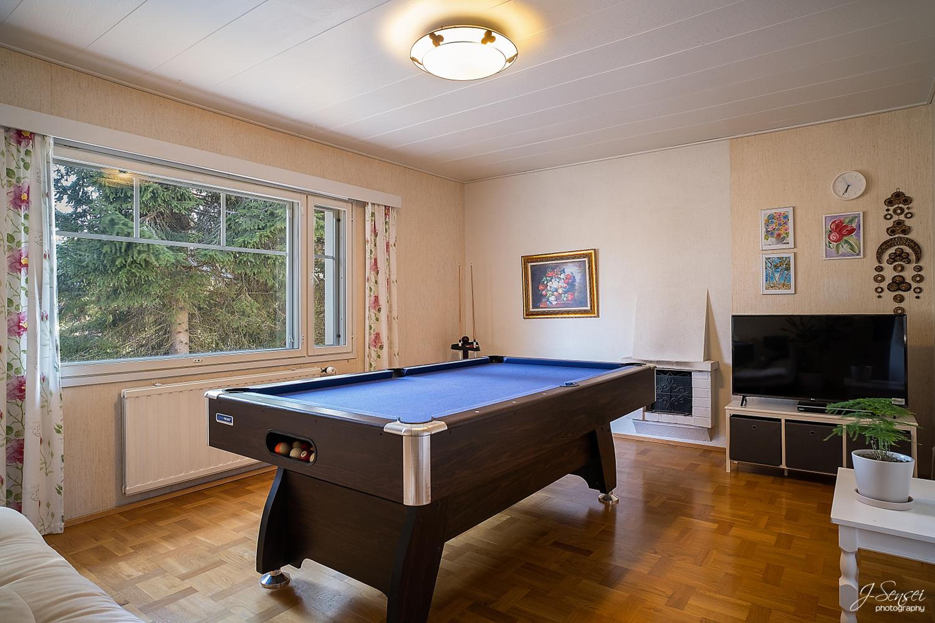 Two-Bedroom Suite - Photo 2