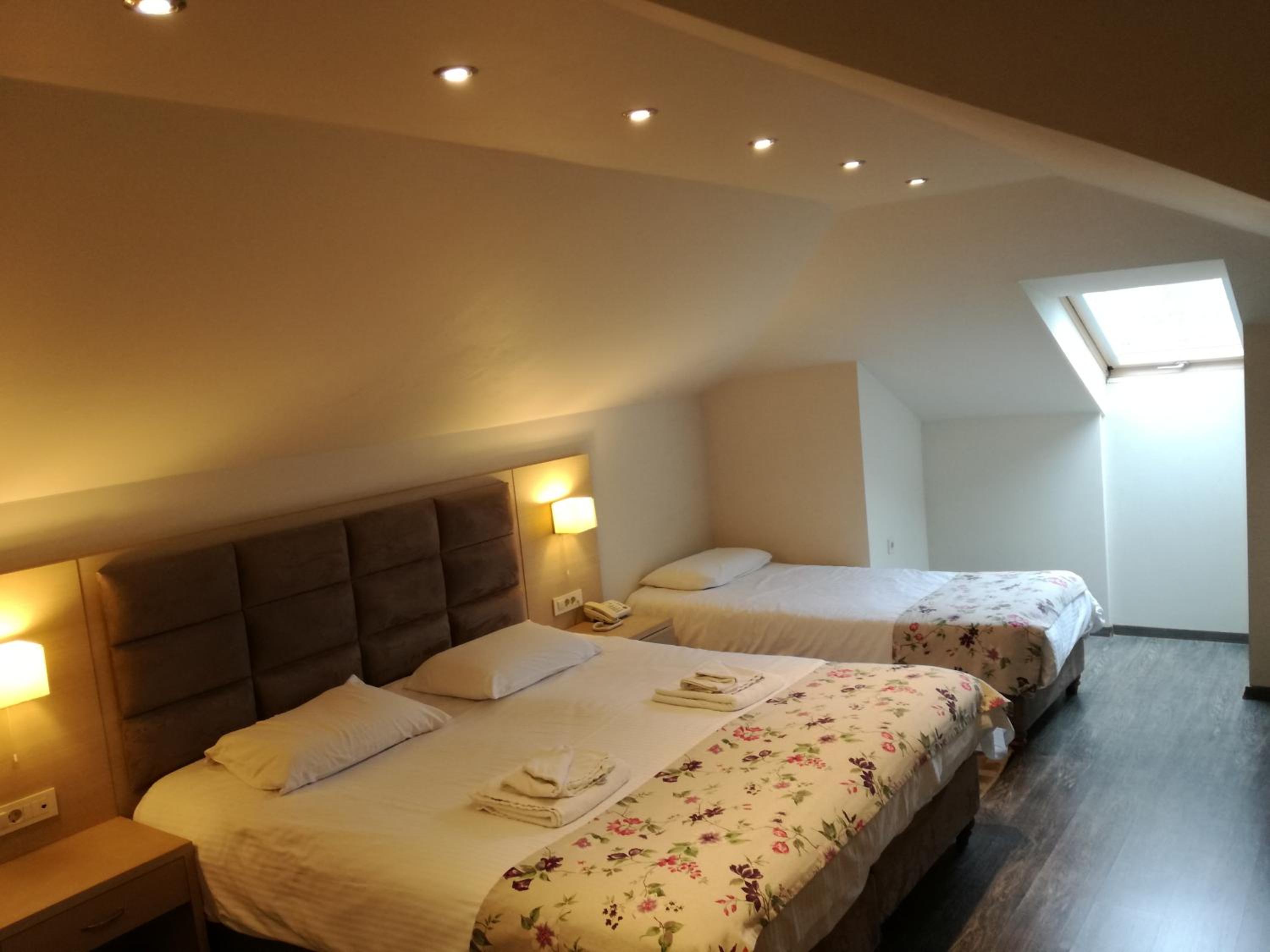 Deluxe Room - Attic - Photo 2
