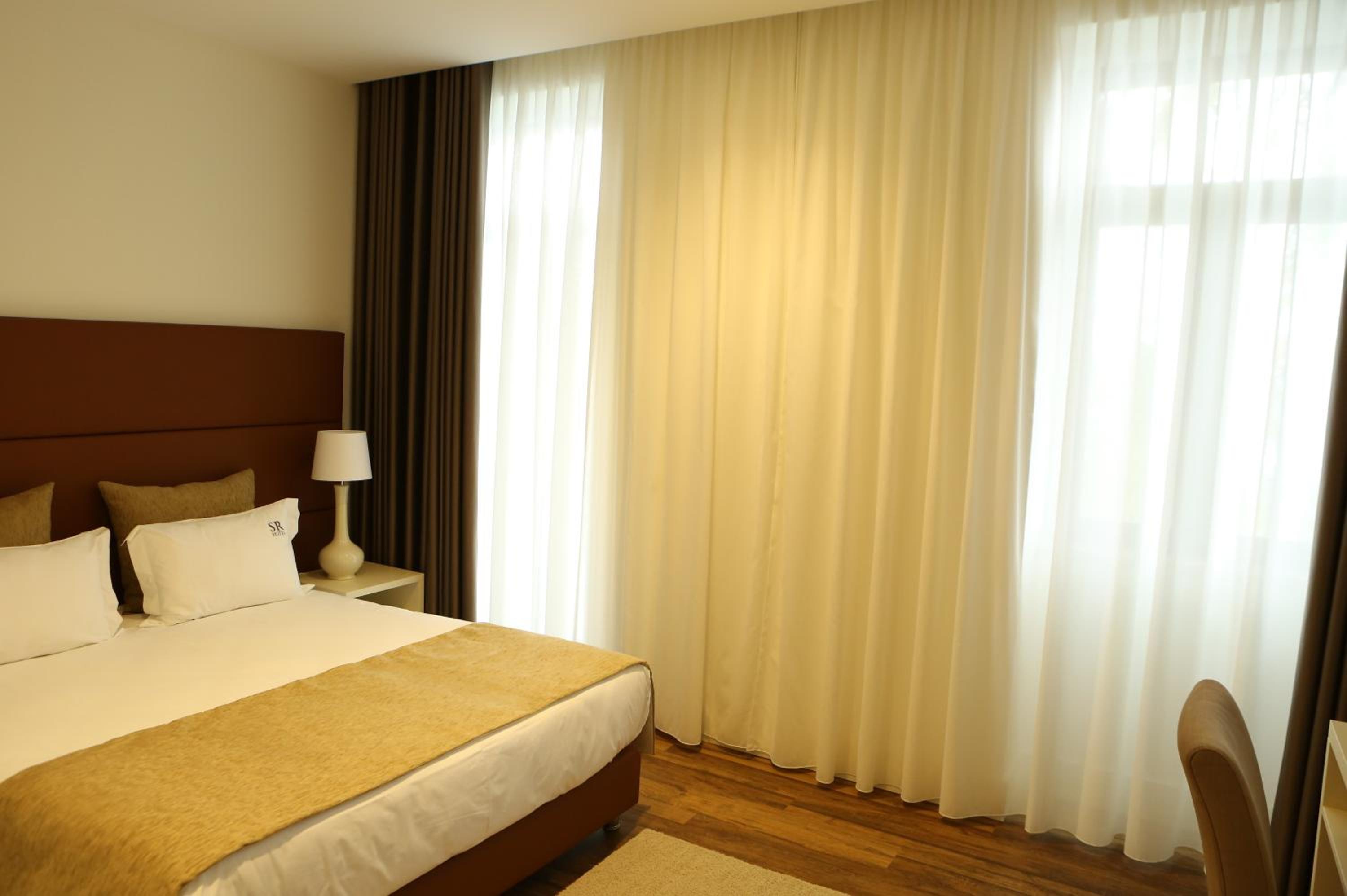 Standard Double Room - Photo 2