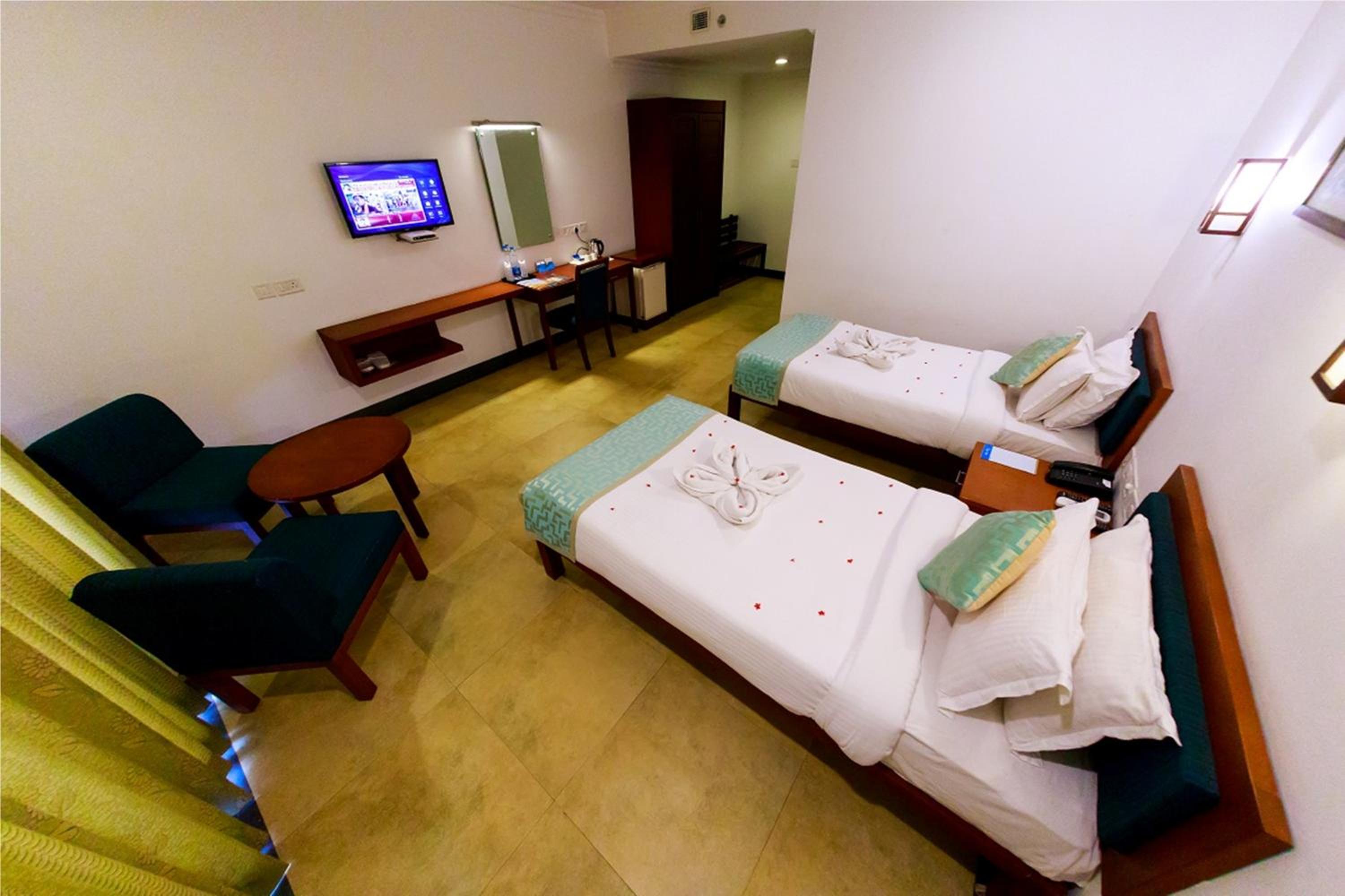 Deluxe Double or Twin Room - Photo 4
