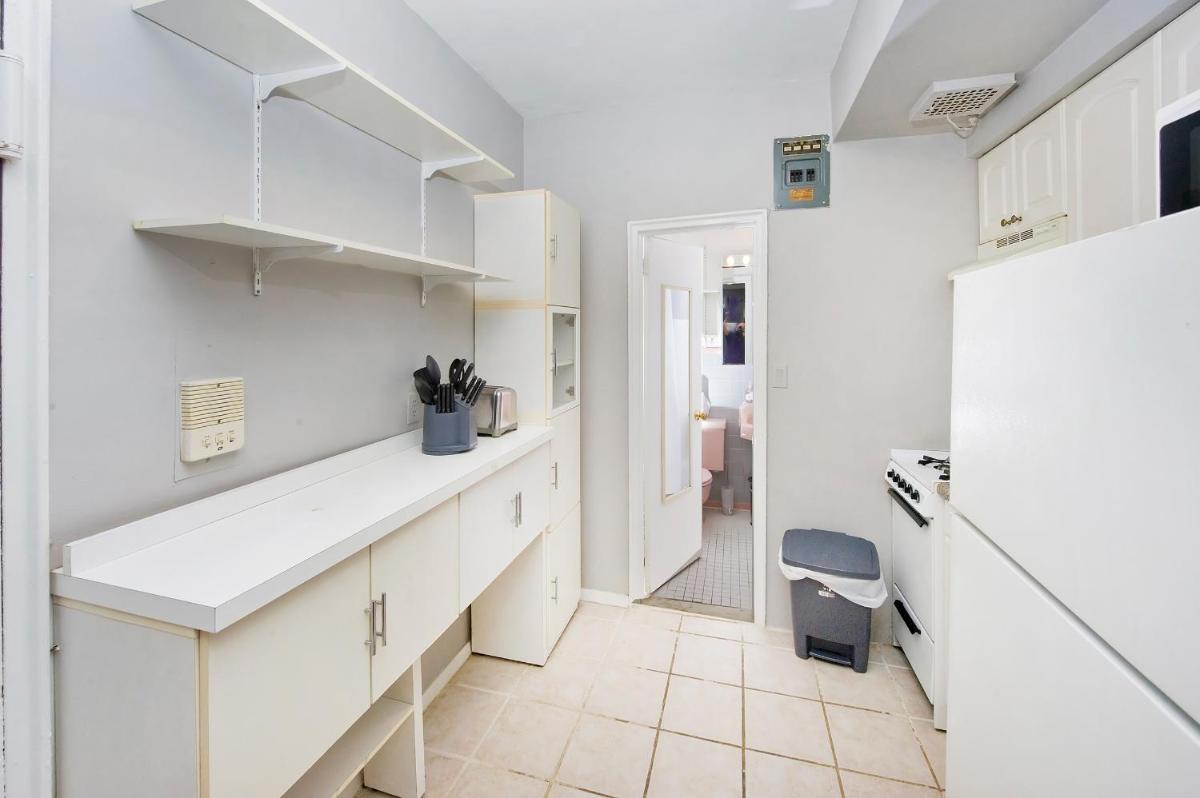 Studio Apartment photo 2