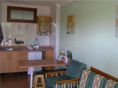 Apartment (3 Adults) photo 3